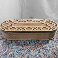 جعبه چوبی بیضی شکل با لولای چوبی هزینه پست به صورت پس پرداخت می باشد