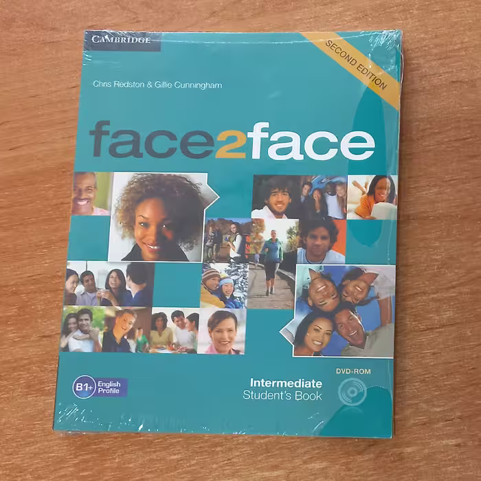 کتاب زبان فیس تو فیس Face2Face Intermediate ویرایش دوم همراه با کتاب‌ کار 