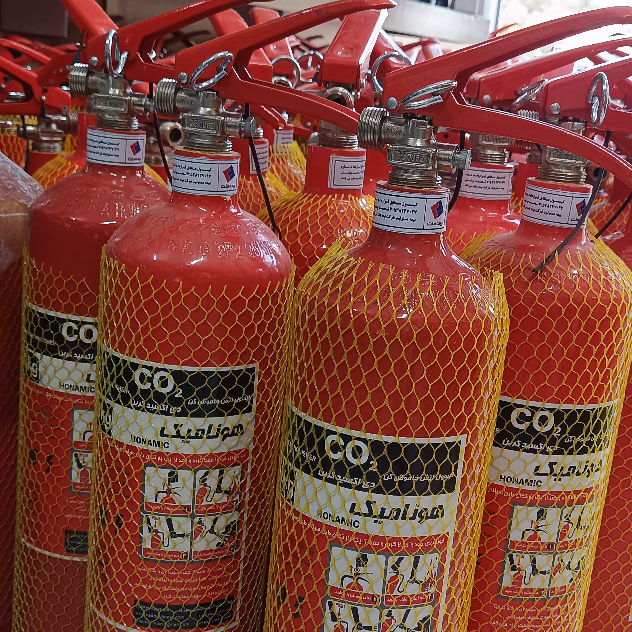 خاموش کننده آتش نشانی سه کیلویی co2