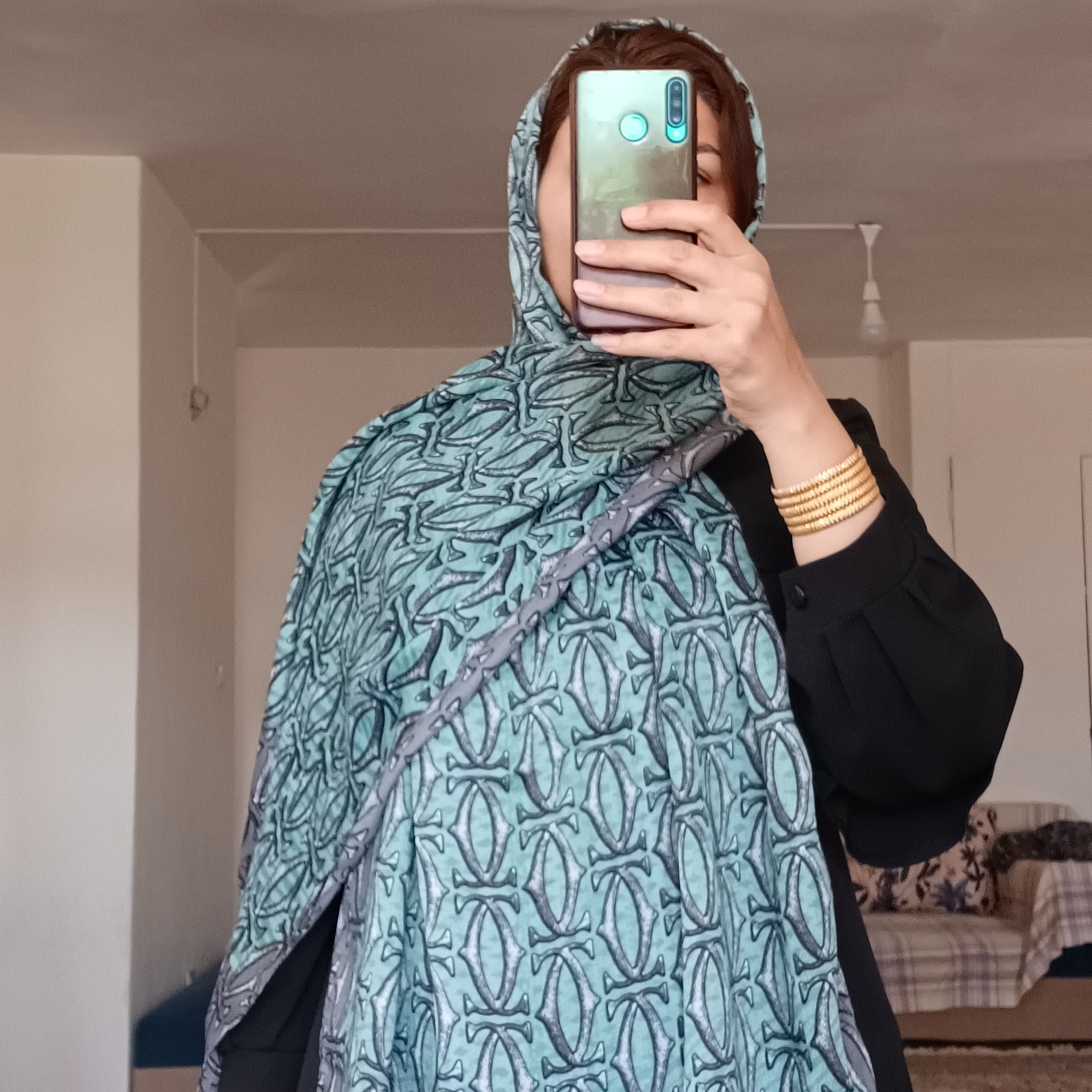 شال ساتن ابریشم مجلسی