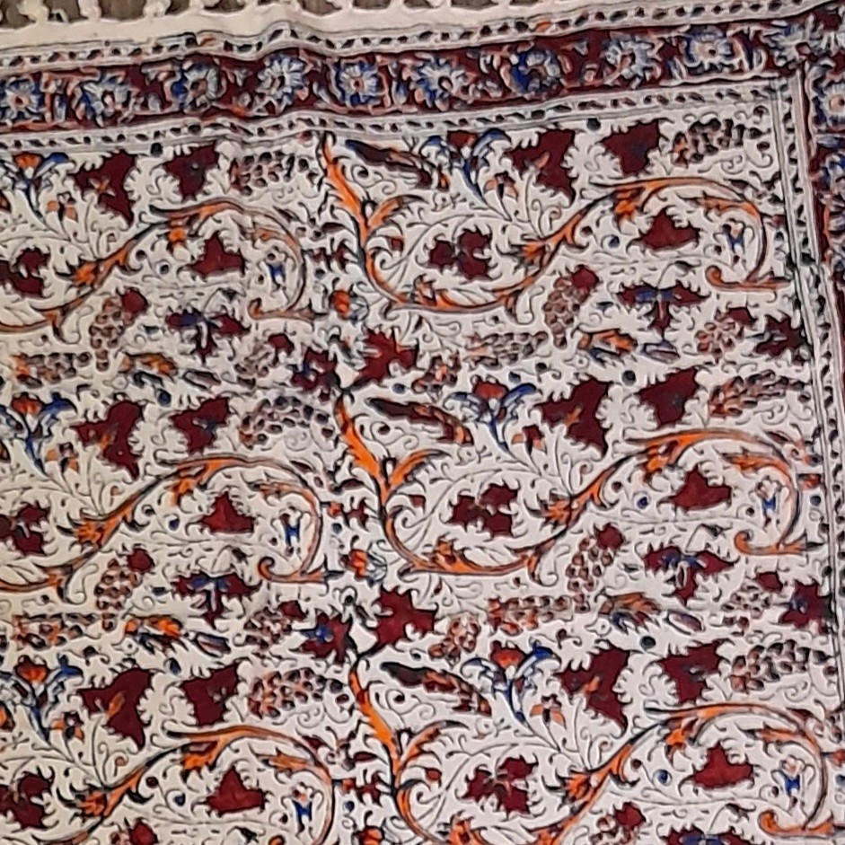 سفره ورومیزی قلمکاری سنتی طرح انگوری