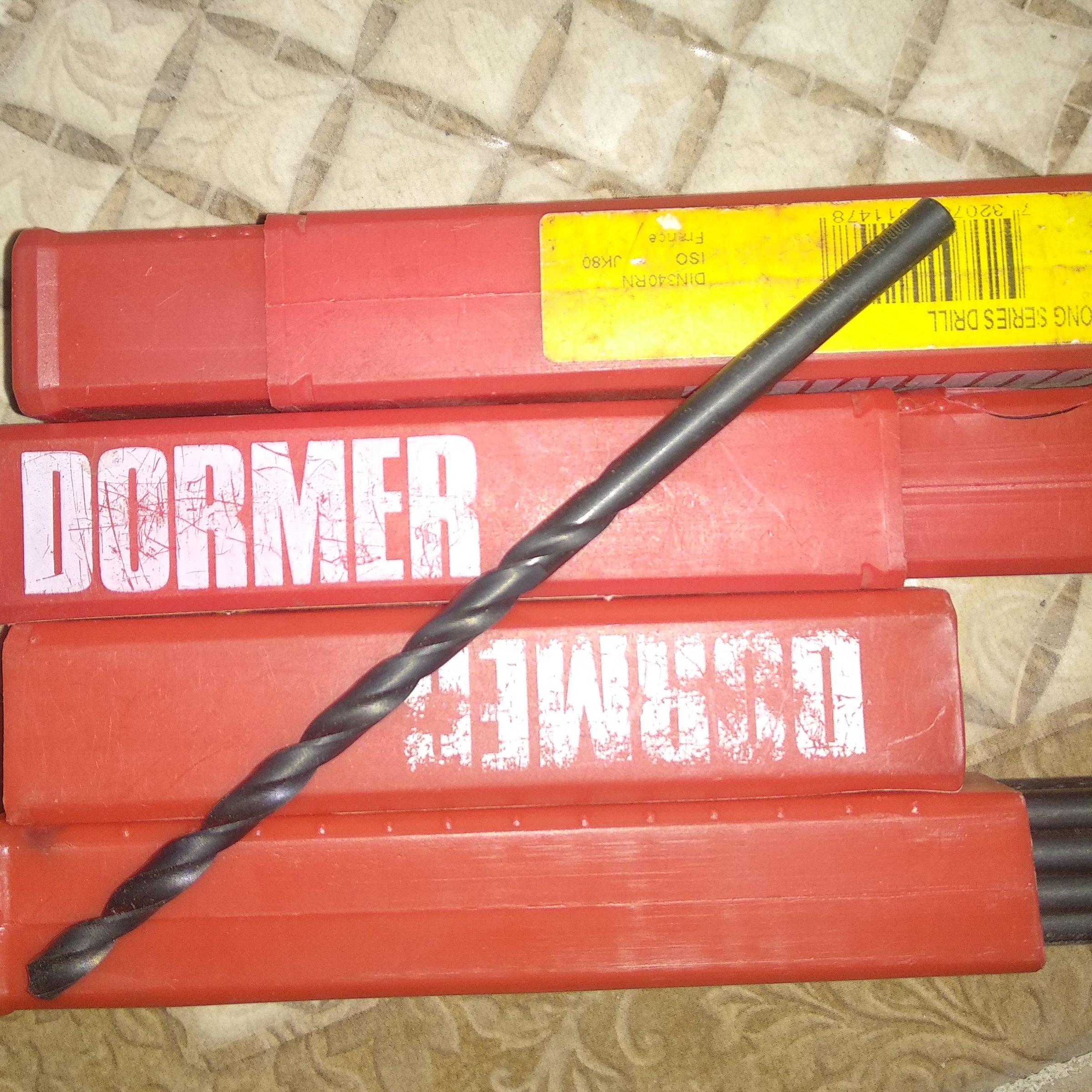 مته انگلیسی hssسایز پنج و نیم مارک dormer  پانزده سانتی متر،یک عدد