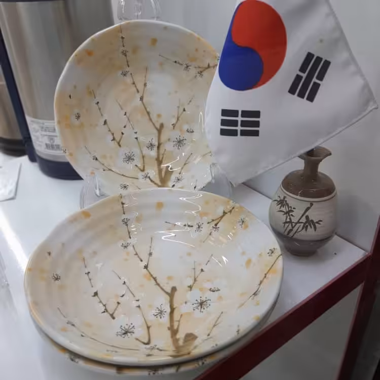 پیاله چینی گل برجسته اصل ژاپن(پک سه عددی)