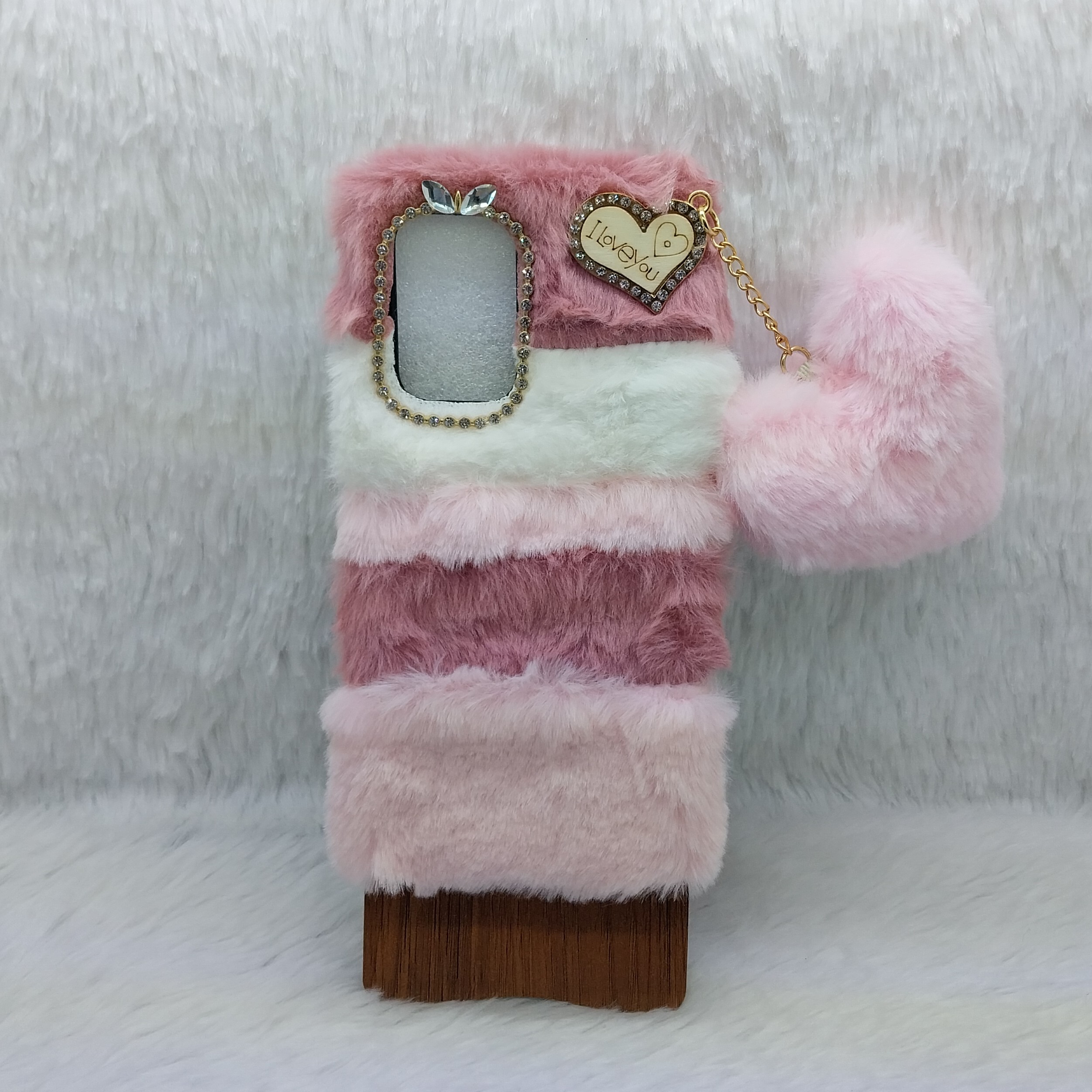 گارد (قاب) گوشی دخترانه A52مدل خزدار با آویز قلب رنگ صورتی مناسب گوشی  Samsung  A52-A52s