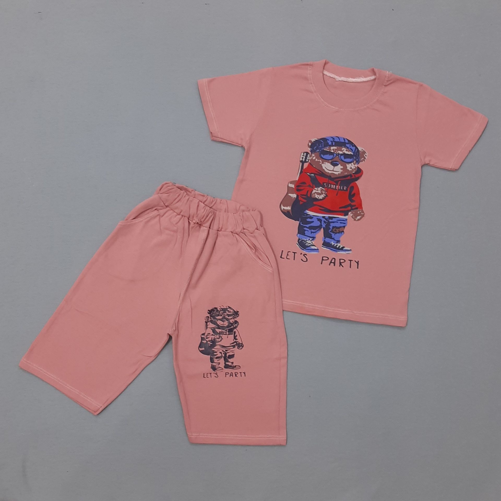 ست تیشرت و شلوارک پسرانه و دخترانه سایز 40 45 پارچه پنبه سوپر درجه یک ست خواهر و برادر اسپورت تیشرت شورت