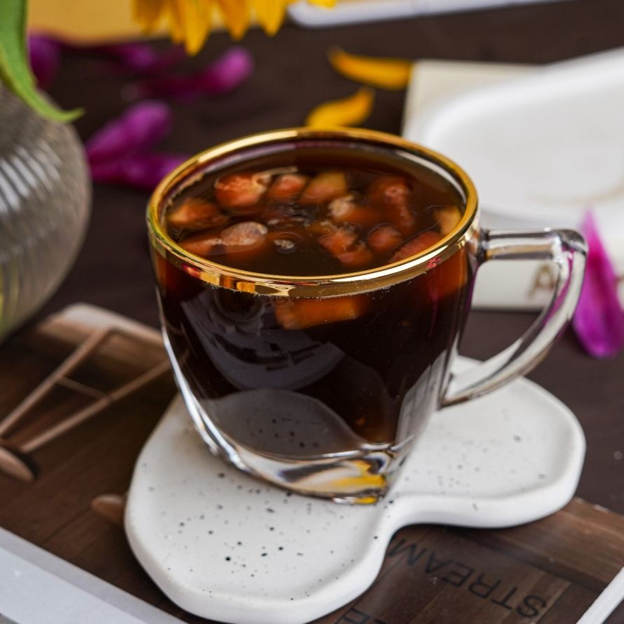 فنجان لب طلایی بلوری ساخت چین مدل ونا بسته شش عددی