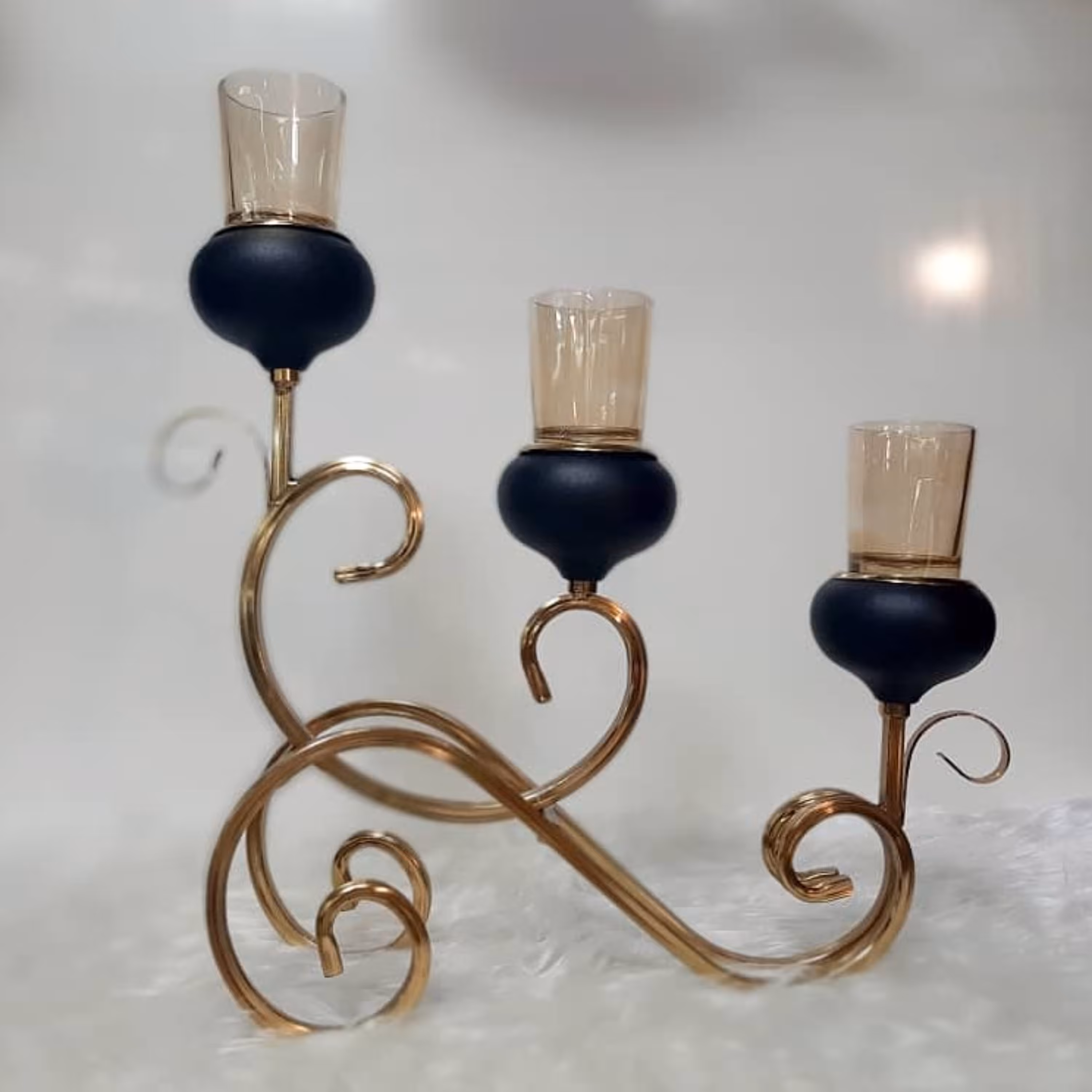 شمعدان تاجی