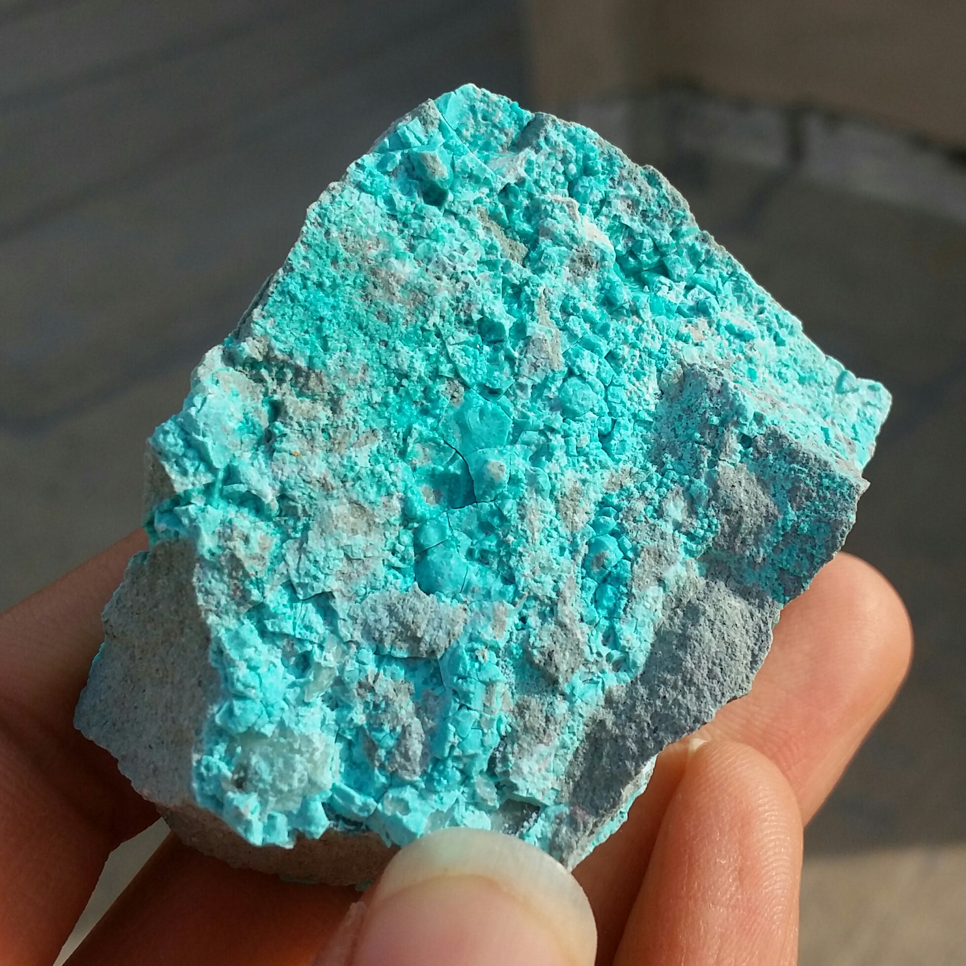 سنگ راف کریزوکولا  کله غازی (سبز آبی) خاص بسیار زیبا کاملا طبیعی چند درجه اختلاف رنگ در نظر بگیرید
کد 12342