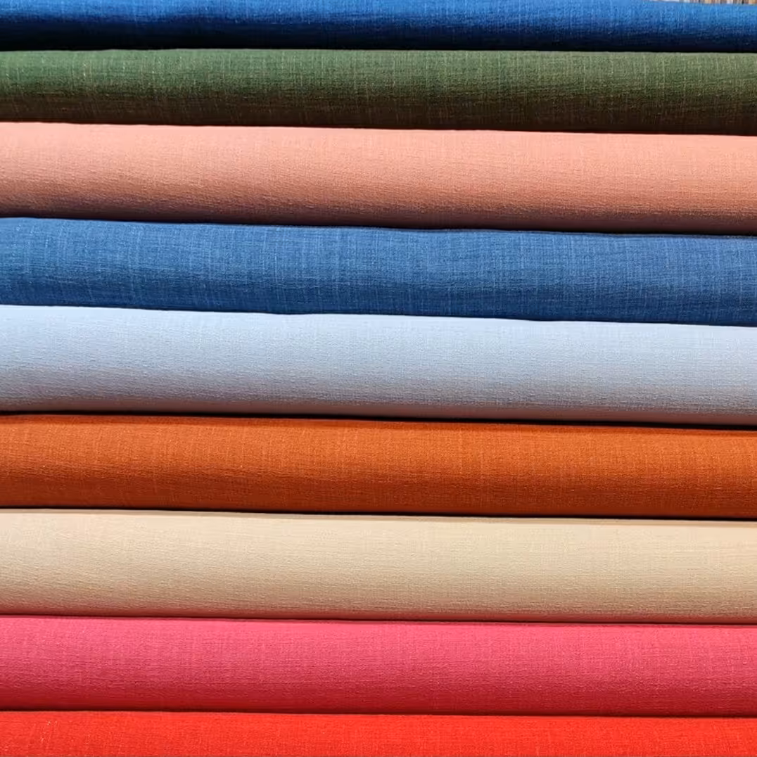 پارچه شانتون لمه دار نخ ترک . جنس بسیار عالی و بدون پرز شدگی و آبرفت و اتو رفت و رنگ ثابت در رنگ بندی متنوع و زیبا 