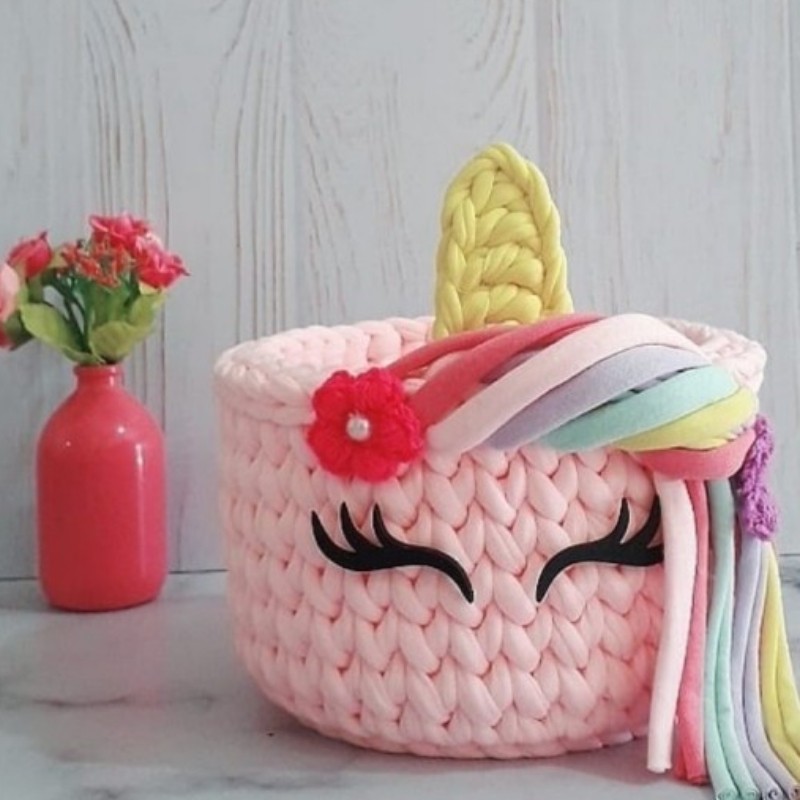 باکس  تریکو  یونیکورن  (تک شاخ)  کفی چوبی  سایز  15  قابل سفارش در رنگبندی مختلف 