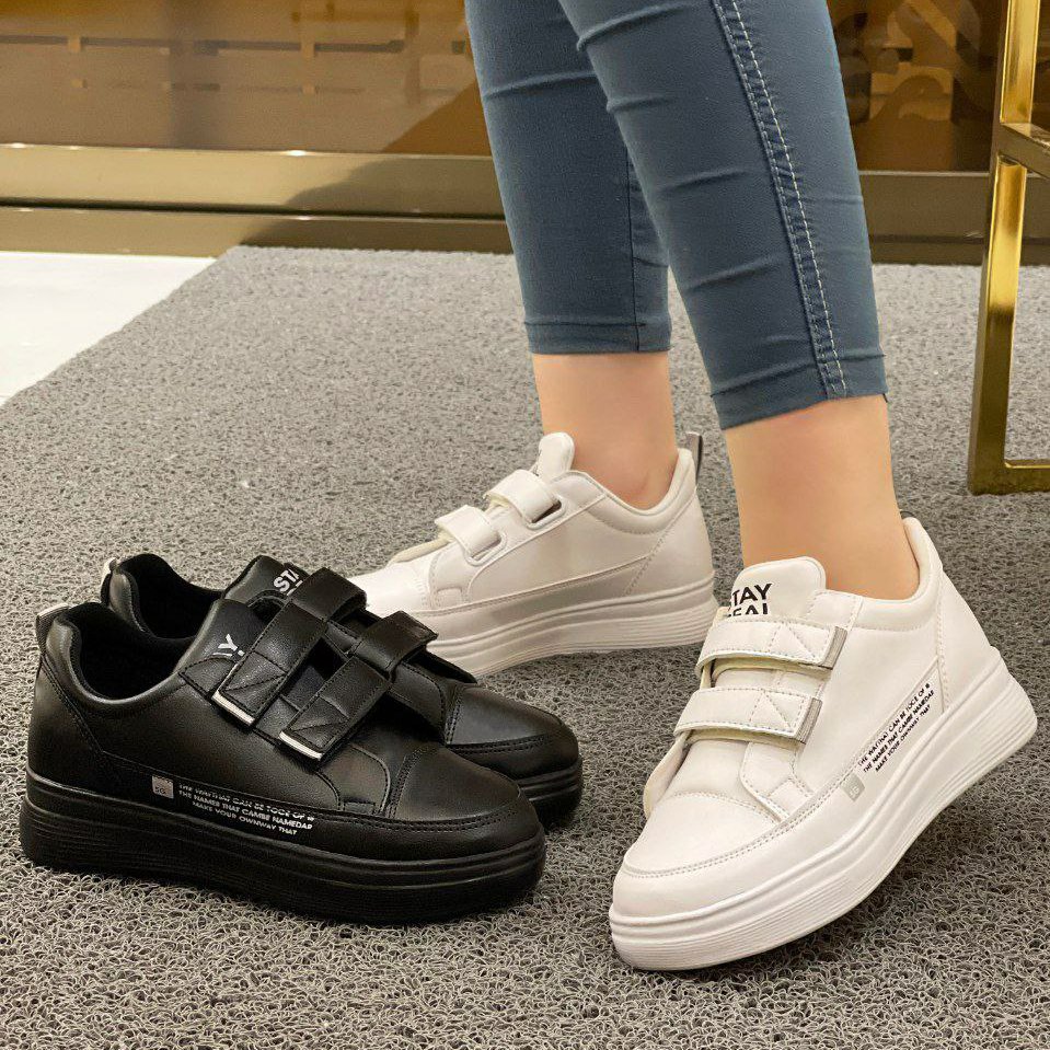 کتونی
کد 477   نرم و راحت . زیره پی یو 
سبک قالب استاندارد 
Size 37ta40