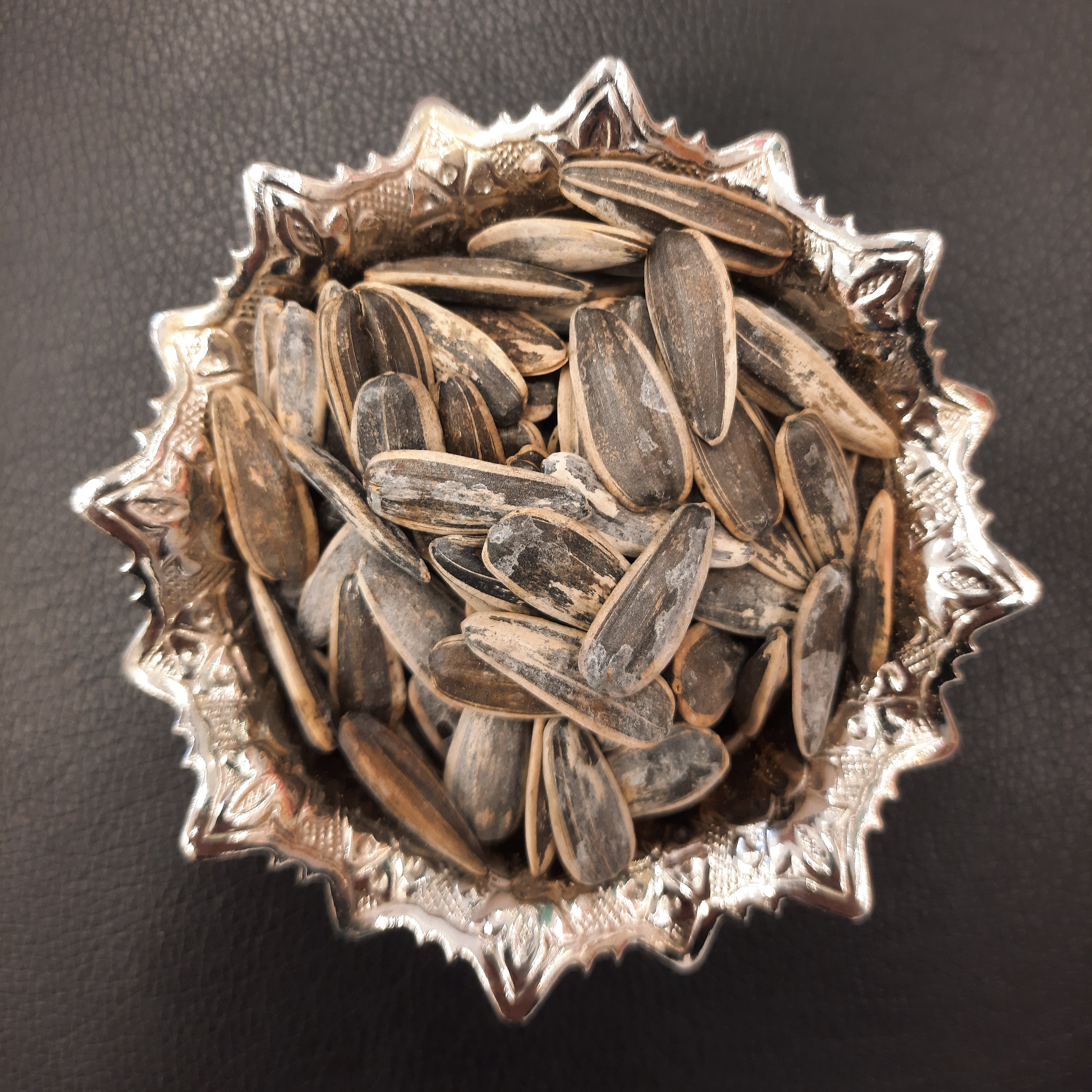 تخمه آفتاب گردان نمکی