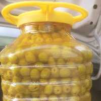 زیتون بی هسته ریز خوش طعم 5 کیلویی 