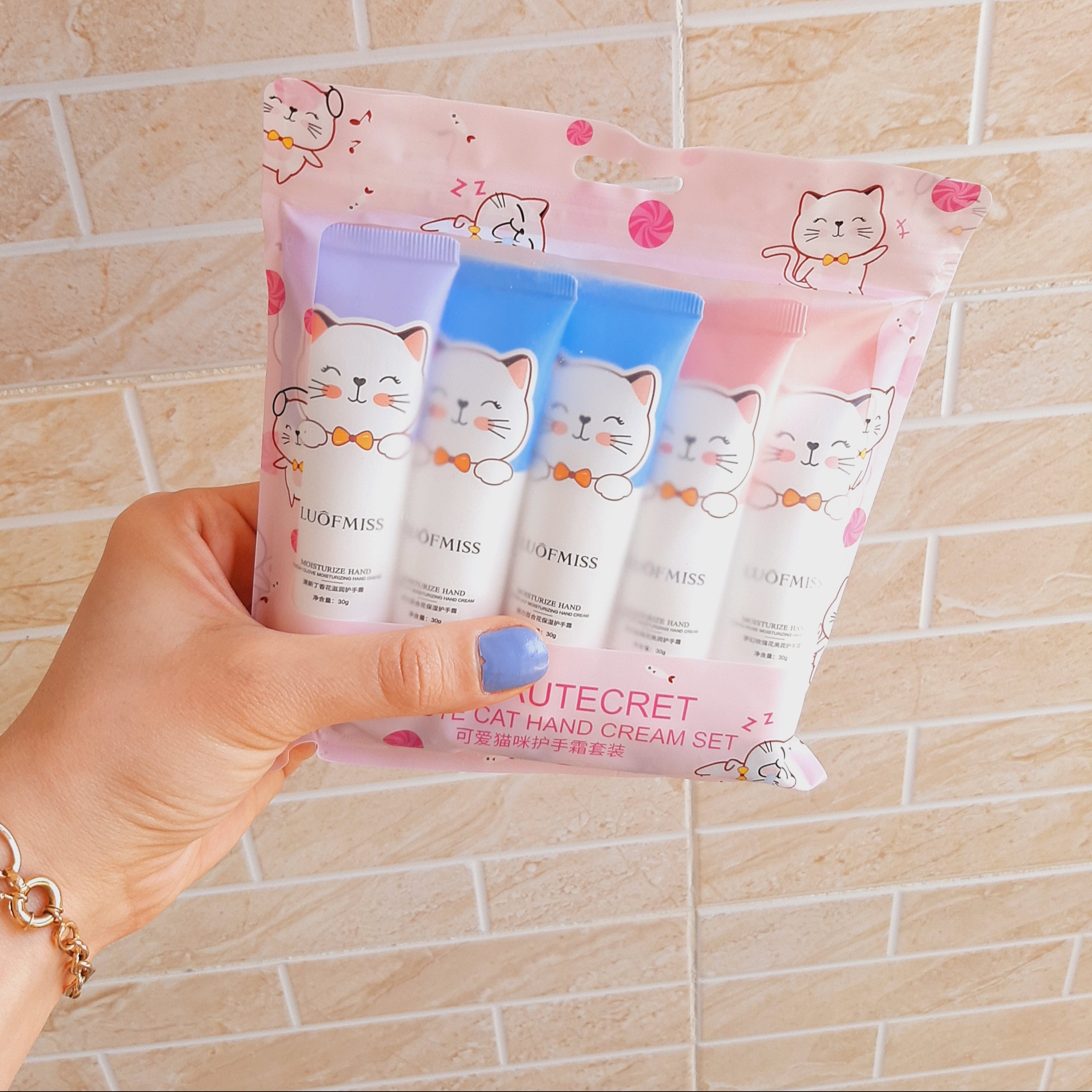 کرم آبرسان لاف میس  جنس عااالی 