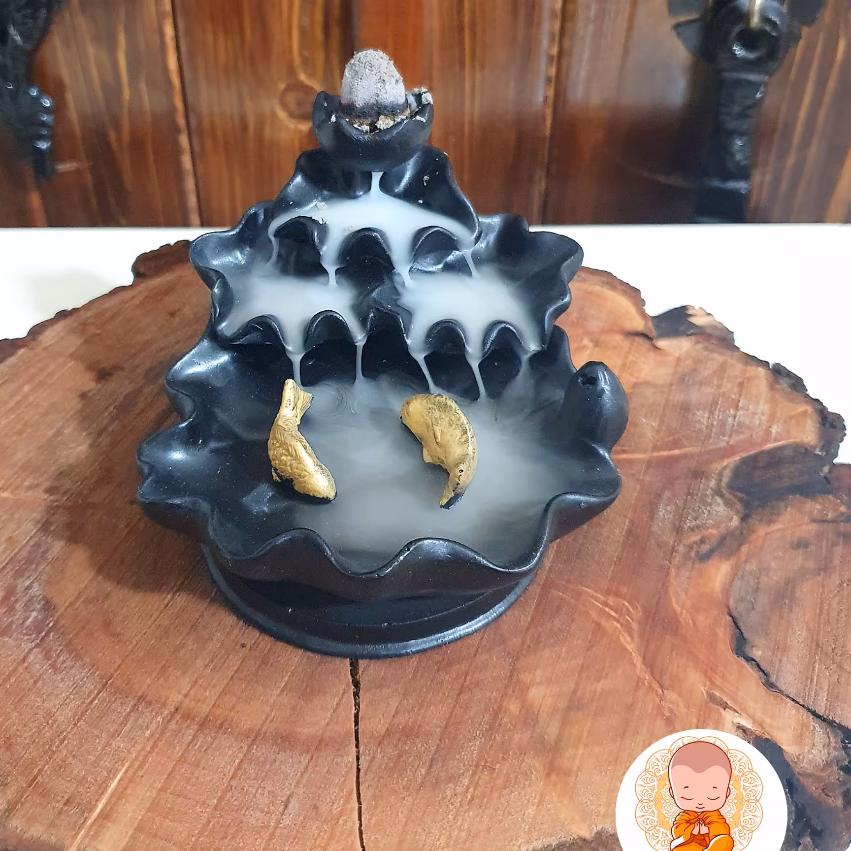 جاعودی آبشاری حوض ماهی