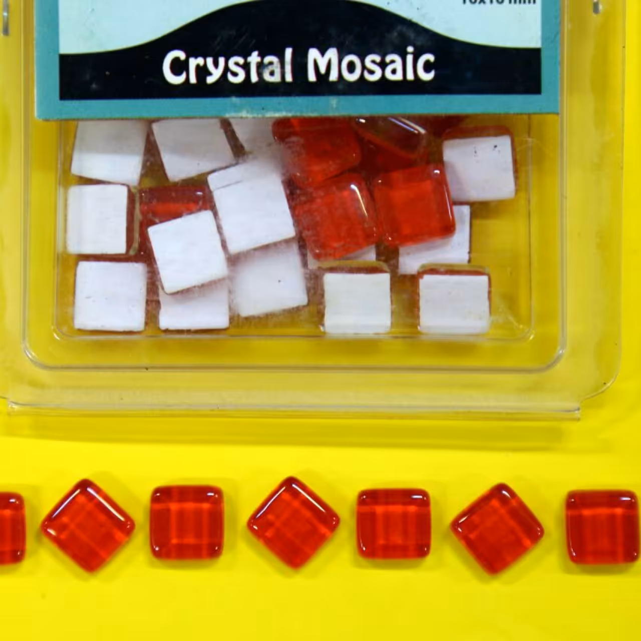 کاشی شیشه ای