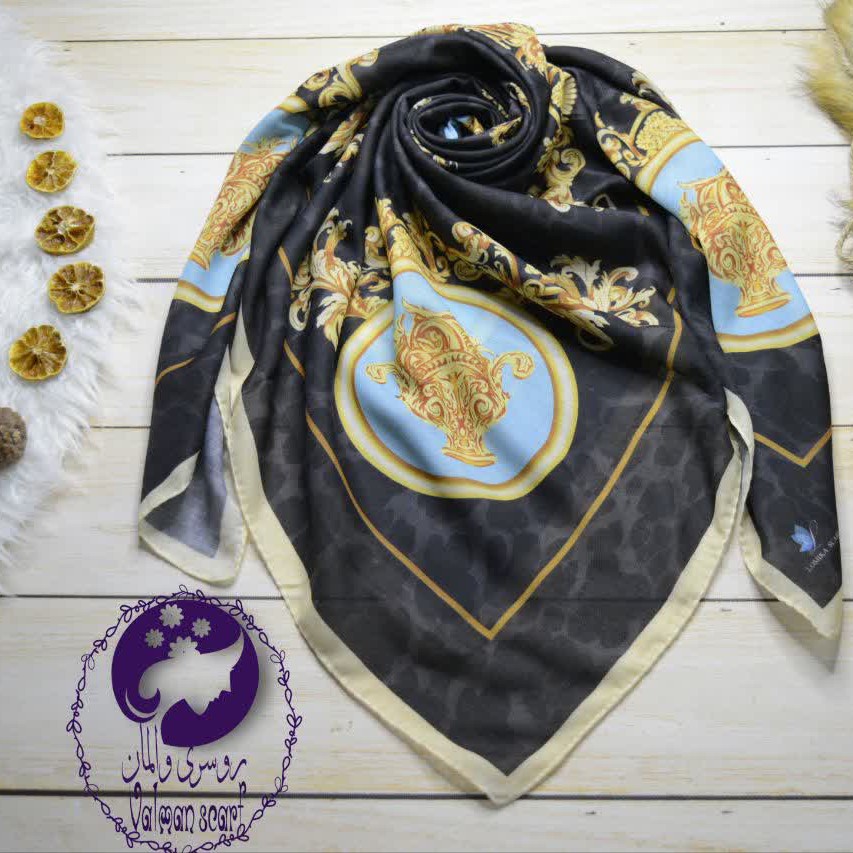 روسری مشکی