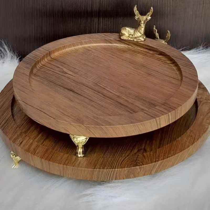 سینی گوزن گرد سایز بزرگ قیمت  200 تومن  فقط کوچک 