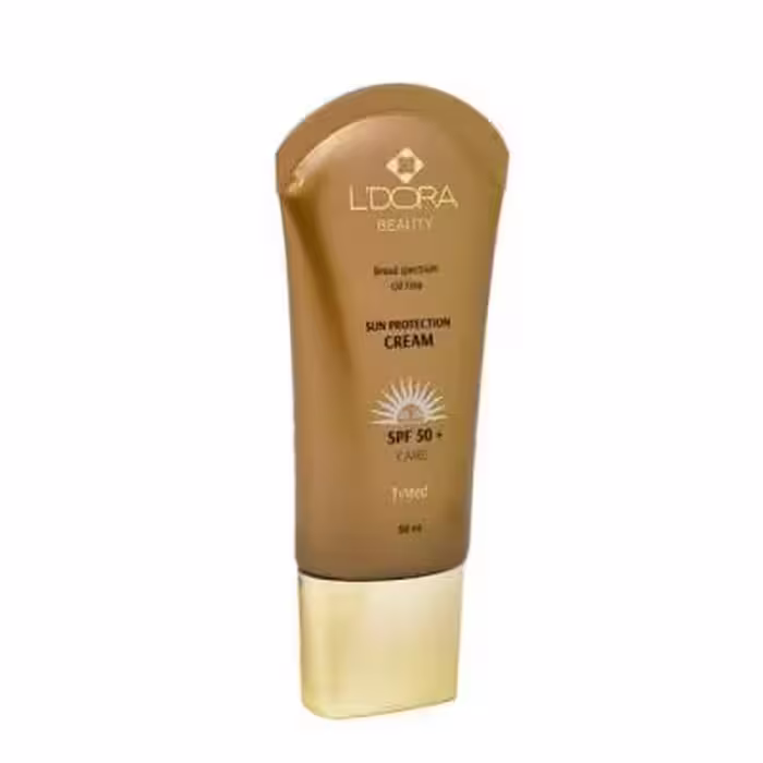 کرم ضد آفتاب SPF50 رنگی و فاقد چربی حجم 50 میلی لیتر