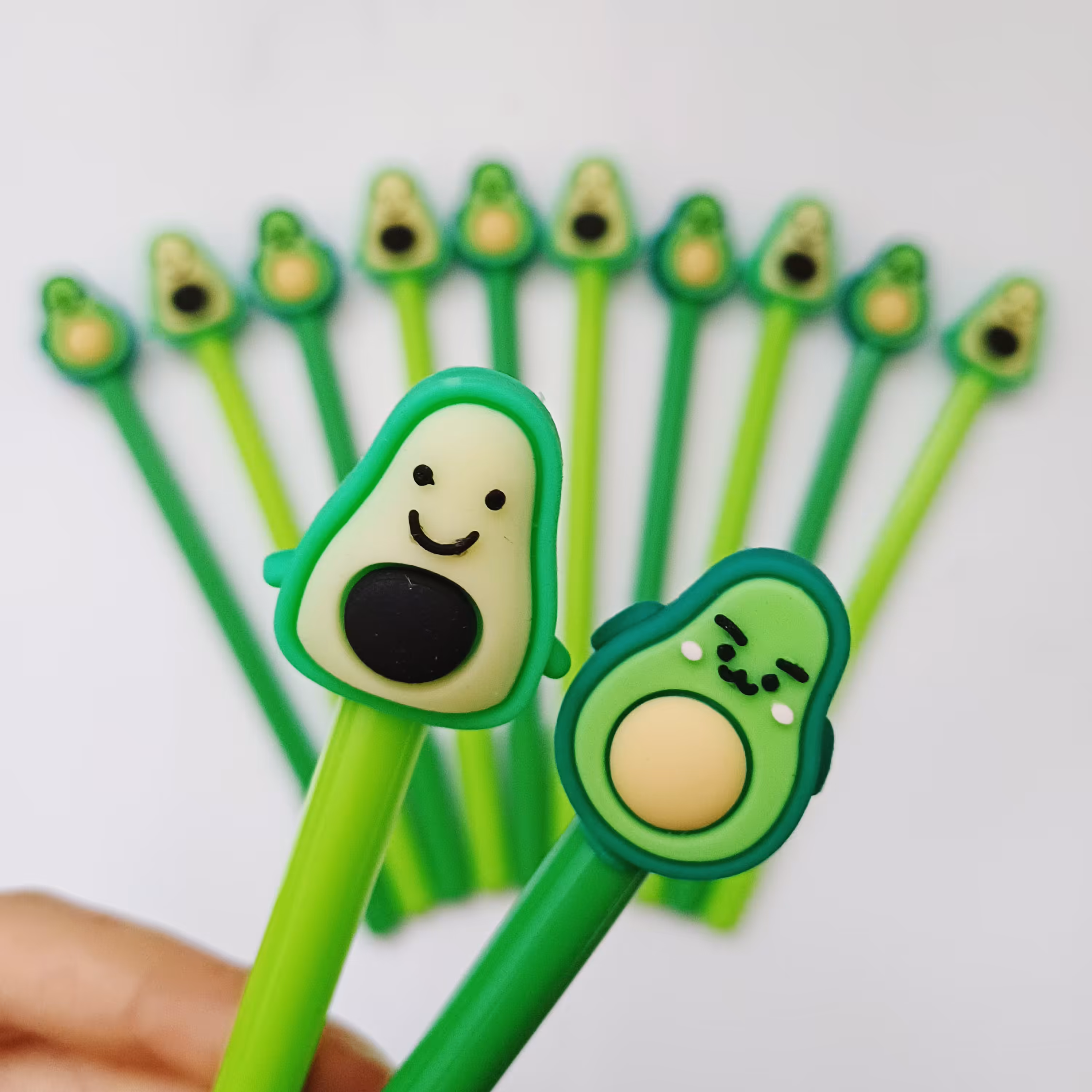 خودکار روان نویس فانتزی طرح آووکادو وارداتی باکیفیت