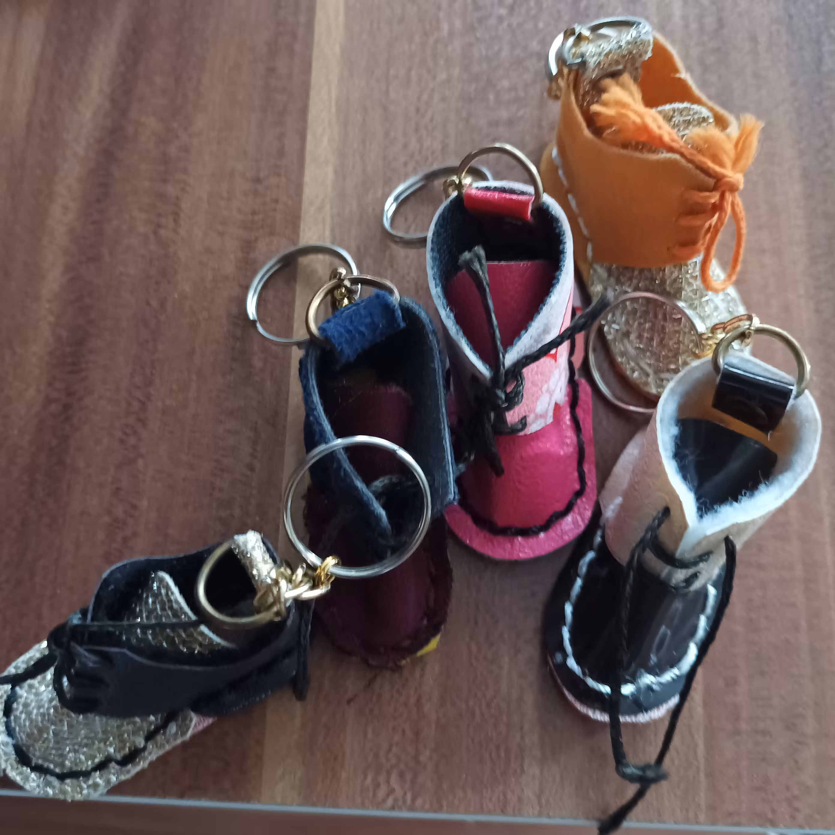 جاسوییچی مدل کفش