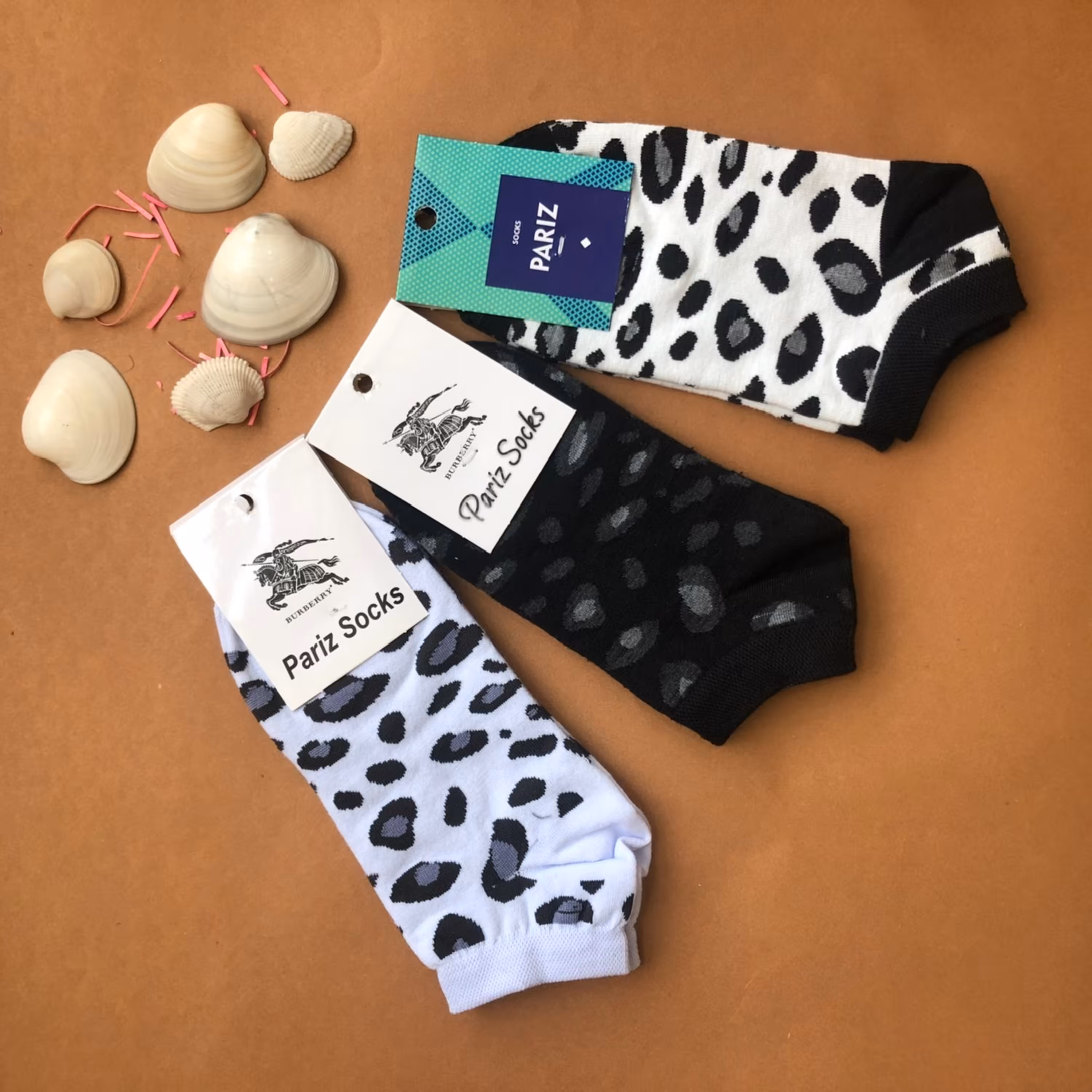 جوراب پلنگی در رنگبندی زیبا 