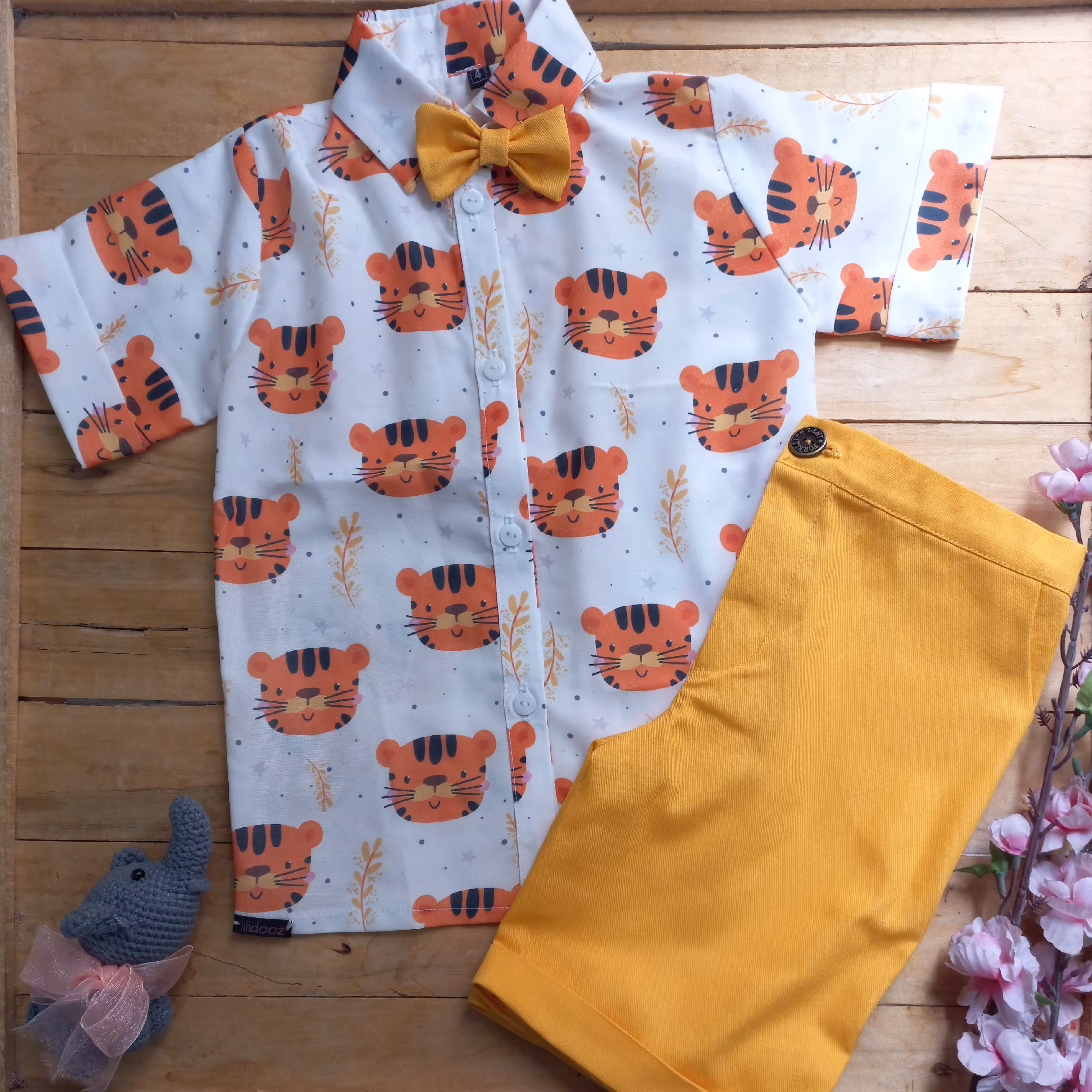 پیراهن و شلوارک