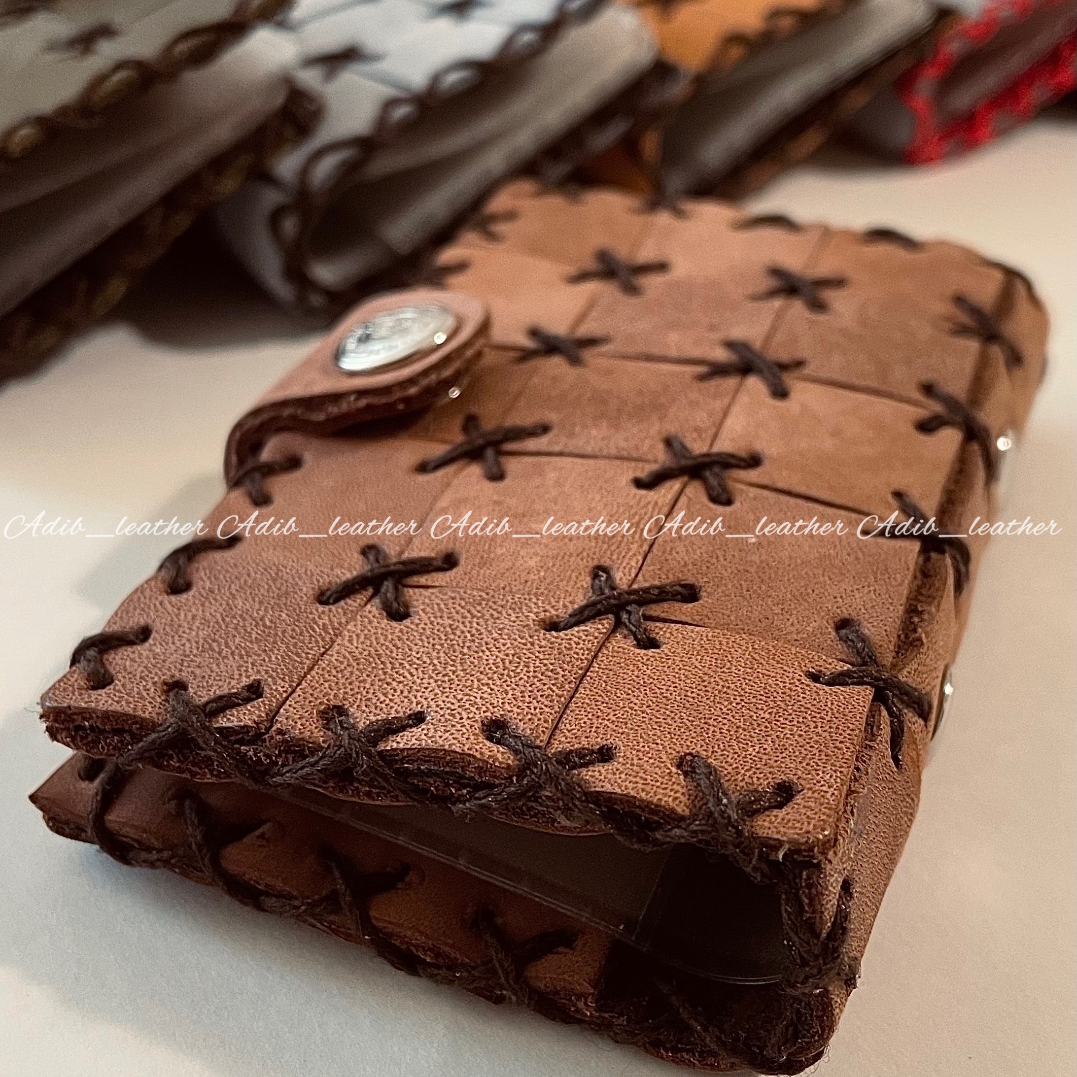 جاکارتی چرم طبیعی دست دوز 