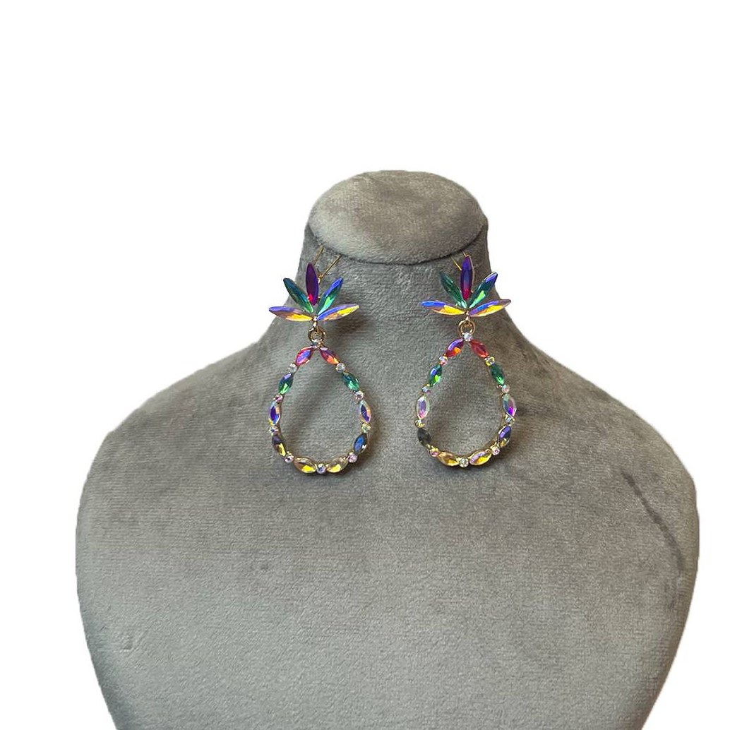 گوشواره طرح اشک بالا نگین