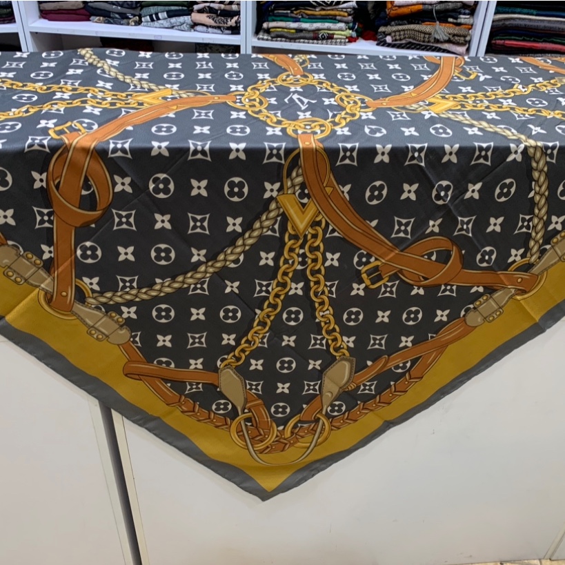 روسری نخی دست دوز 695