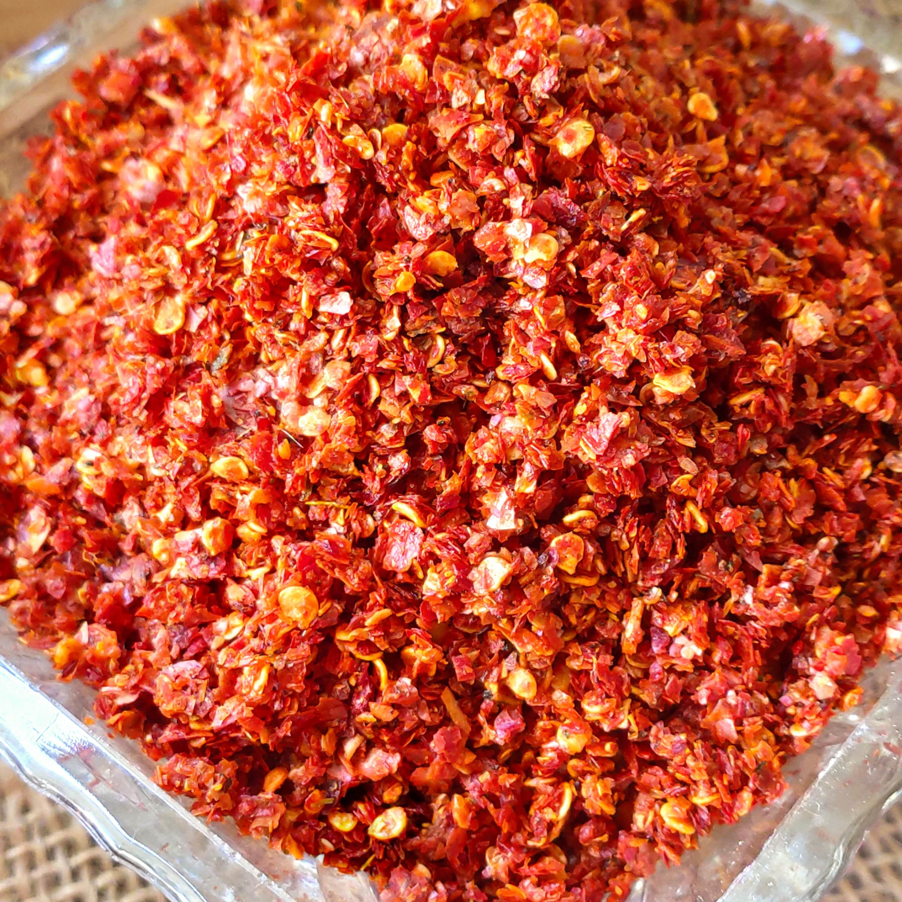 فلفل حلبی یا پول بیبر نارنجی تیارمزه، خوشرنگ و با طعم تند و چرب 