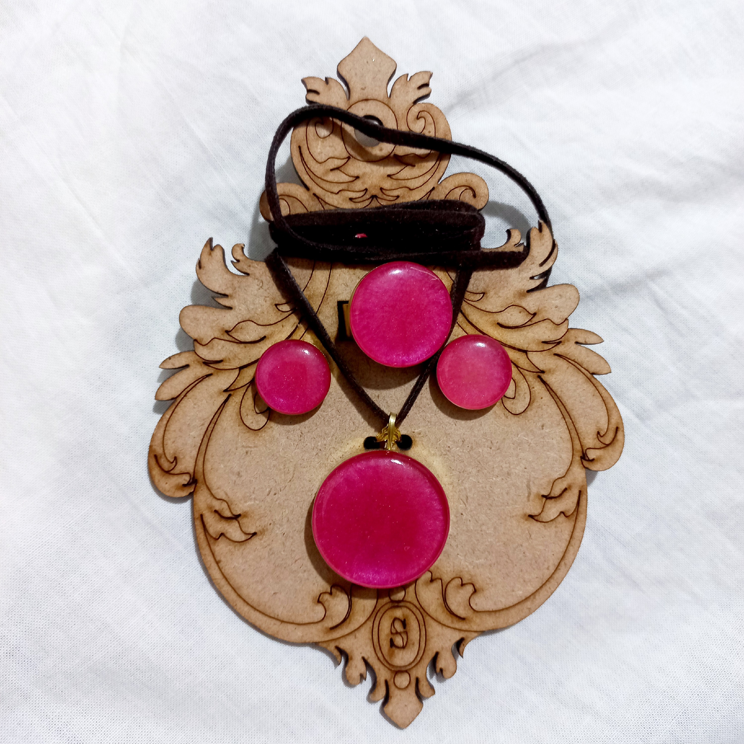 نیم ست رنگ صورتی بسیار زیبا