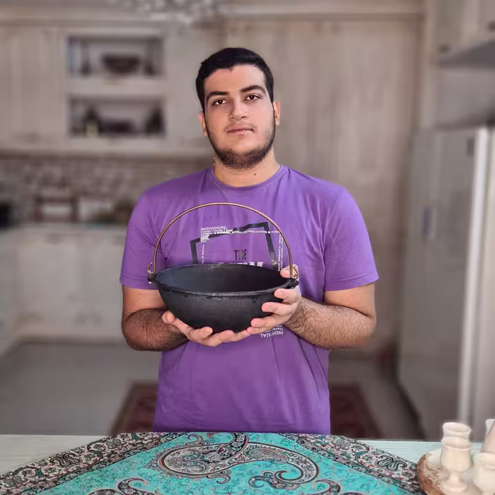 قازن چدنی 3 لیتری آب بندی شده بدون دسته ( پاتیل چدن غازن قابلمه دیگ چدنی )