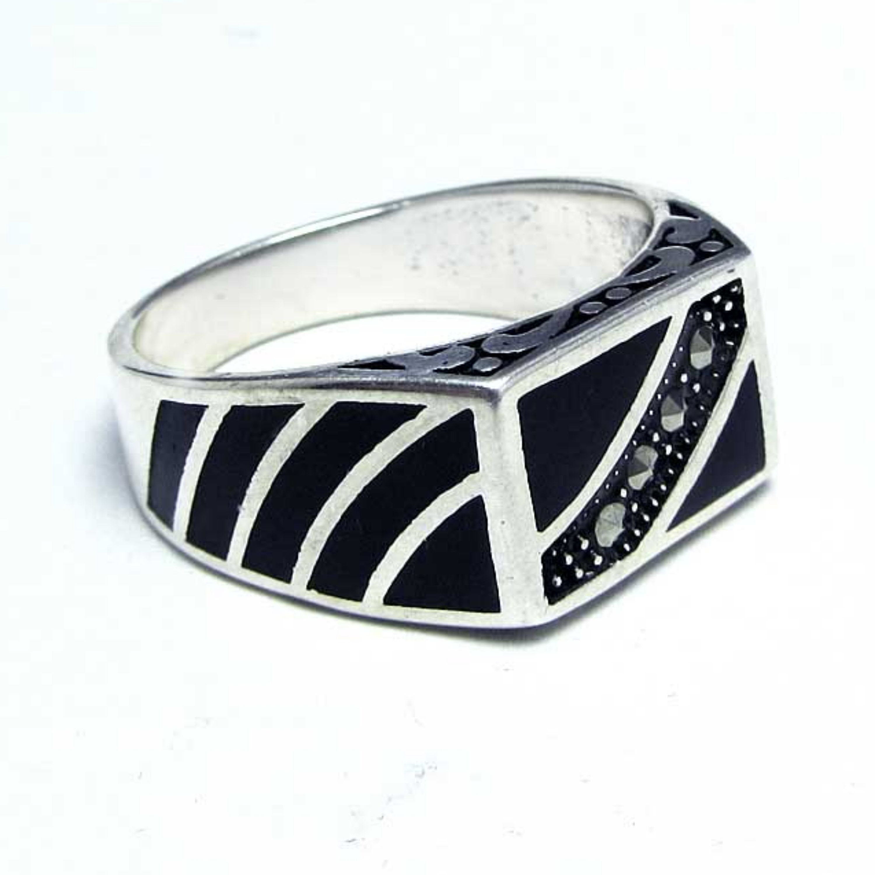 انگشتر نقره مردانه اسپرت با نگین سیاه