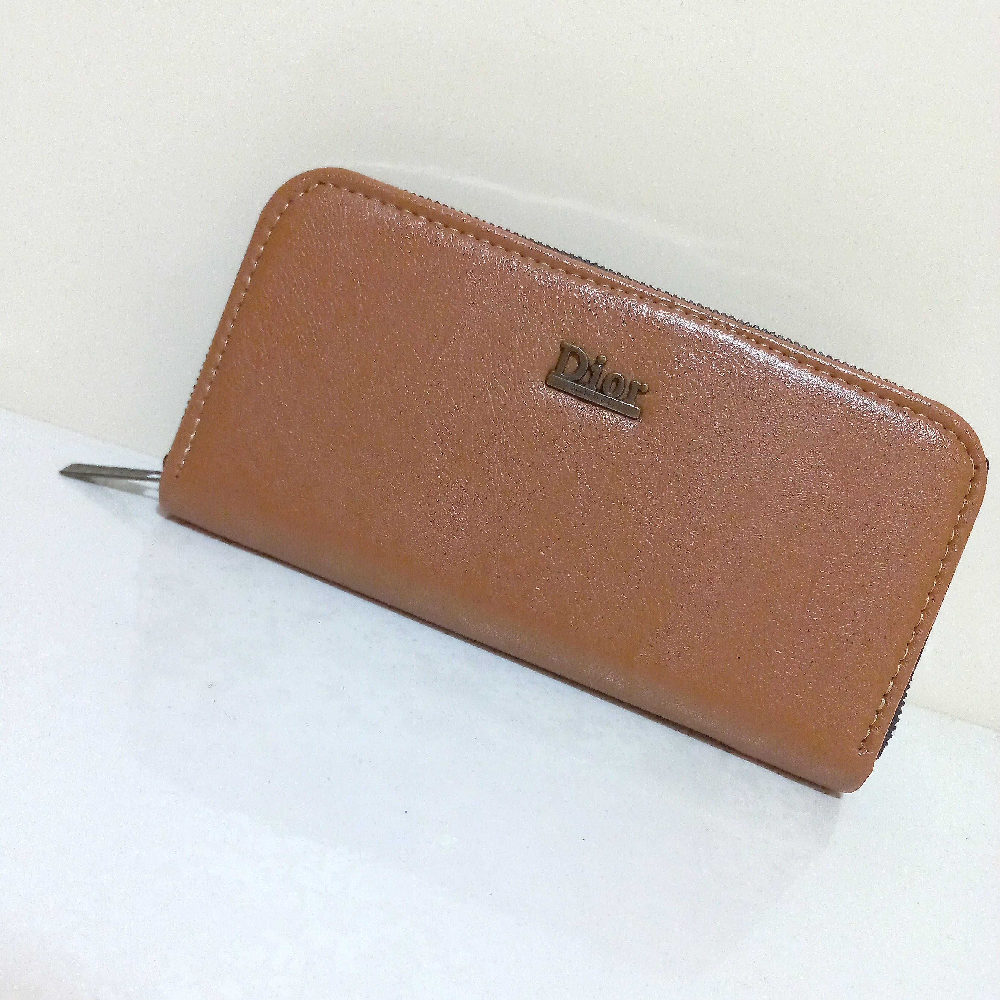 کیف پول دیور