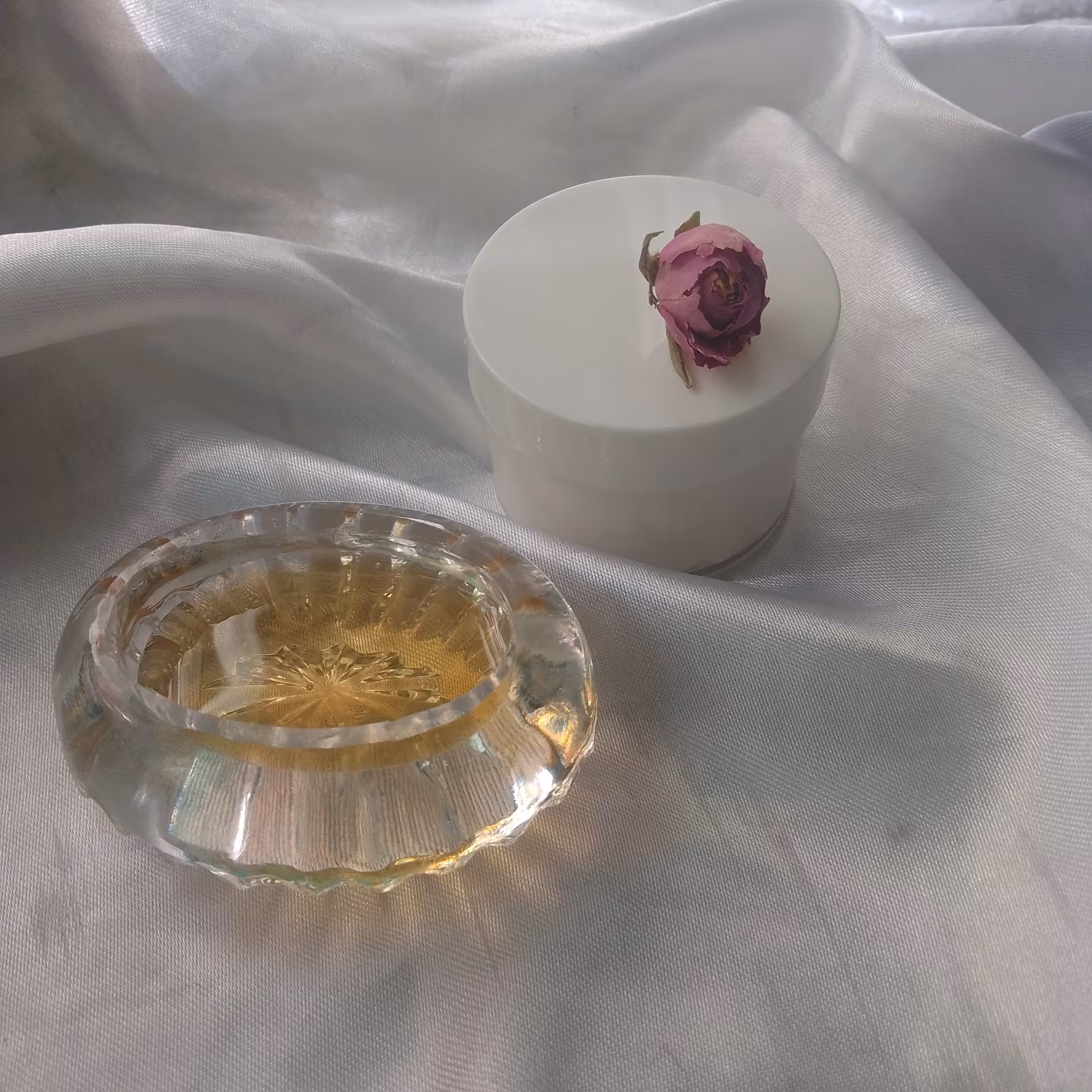 کرم  گیاهی عسل و گلیسیرین آناهید(  آبرسان )