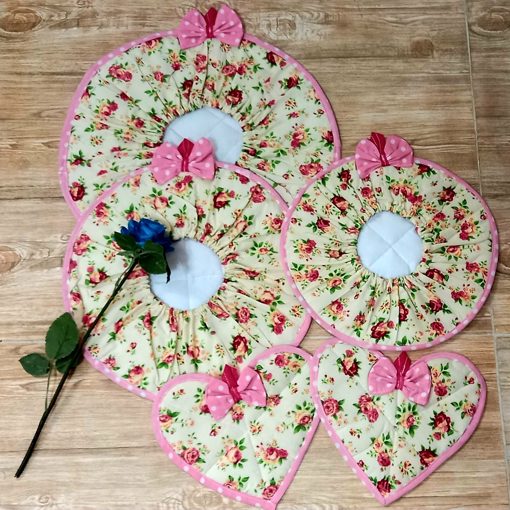 ست دم کنی سه تایی قابلمه به همراه دستگیره در طرحی جذاب و پرفروش،با قیمتی بسیار ع