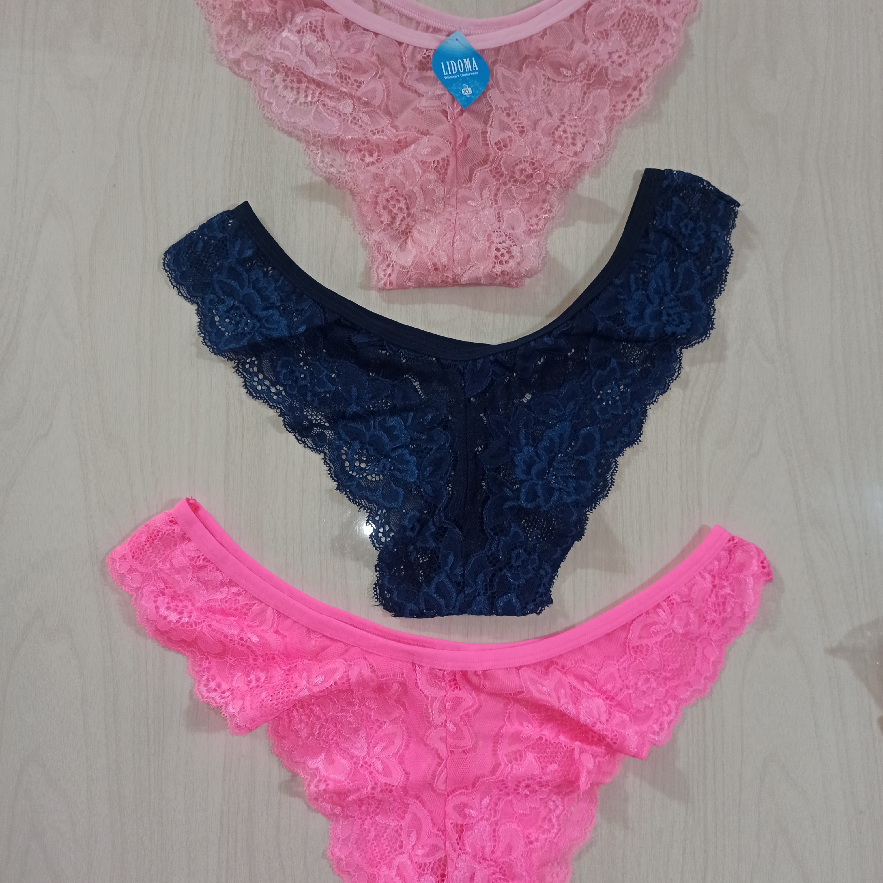 شورت لامبادا گیپور در سه رنگ با سایز xl در حراج مجموعه پُرشاپ