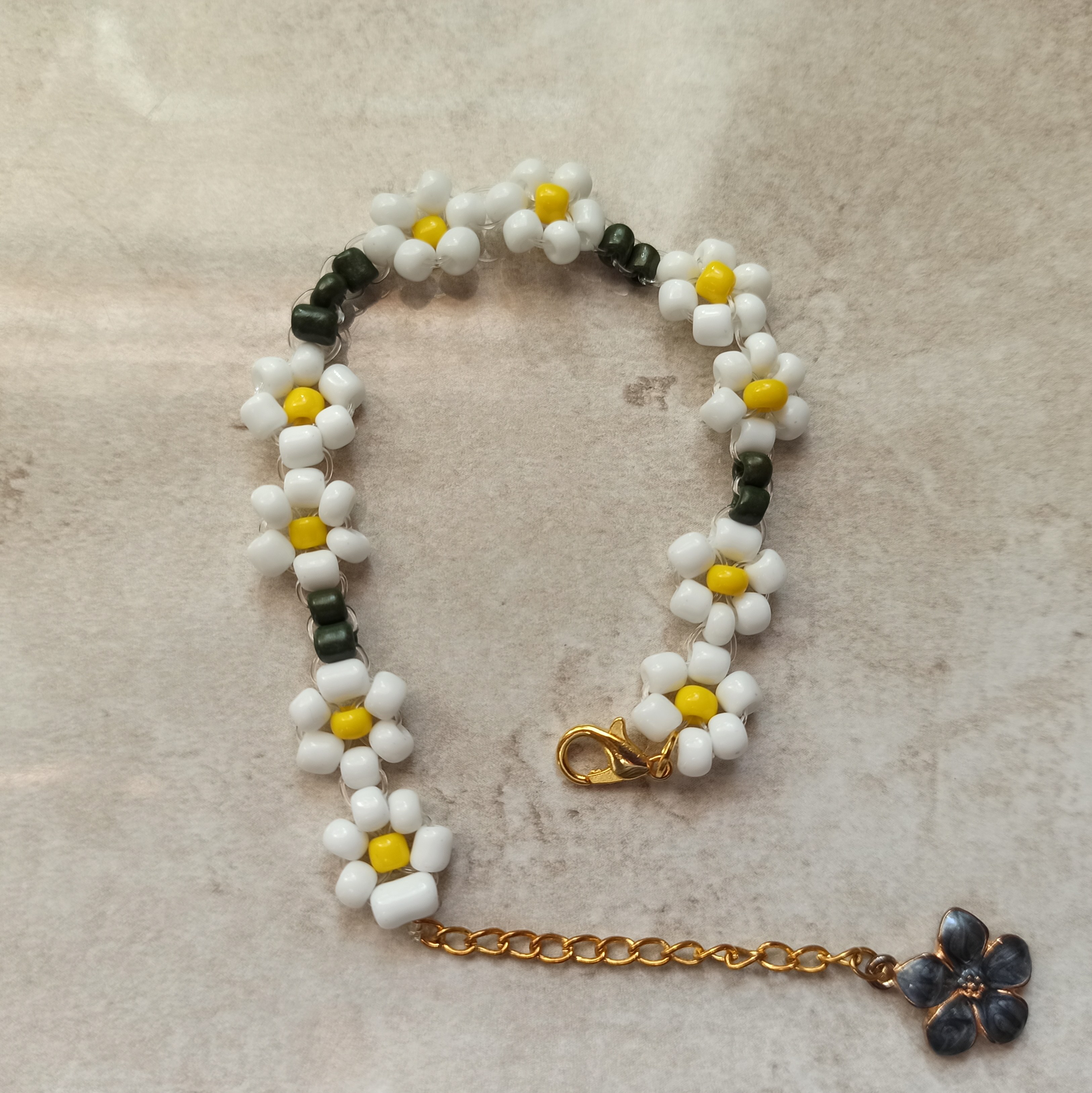 دستبند منجوق