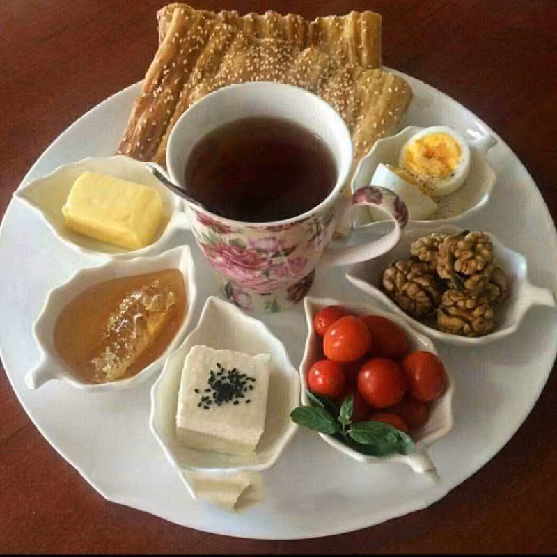 پیاله برگ سفید سرامیک 6 تایی