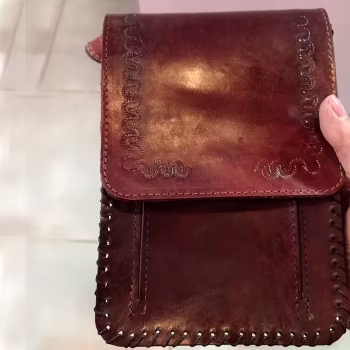 کیف رودوشی چرم طبیعی مدل دست دوز همدان کد p150 ارسال رایگان