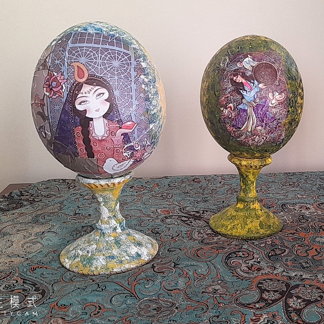 تخم شتر مرغ  