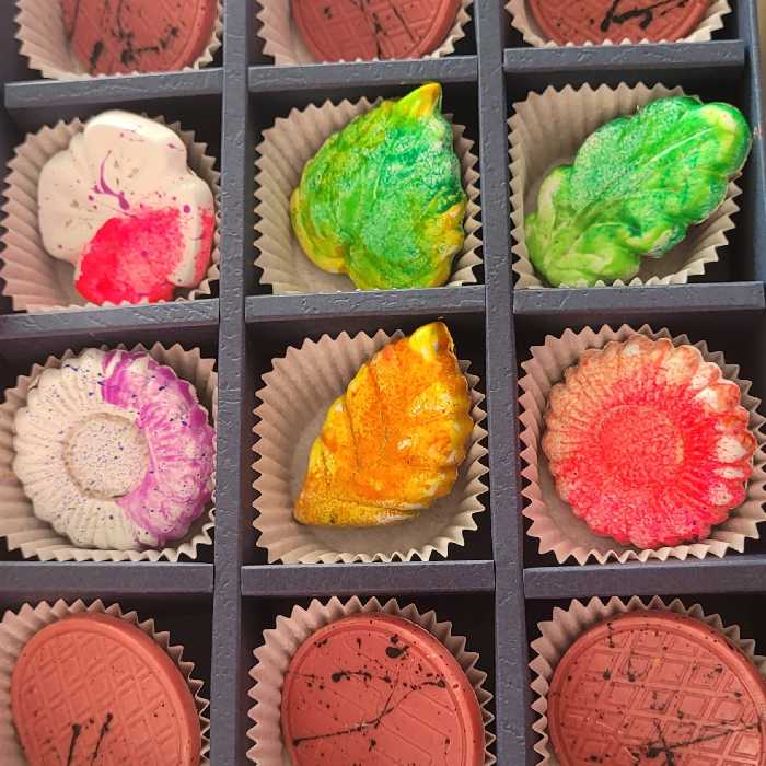 بسته شکلات خالص 12 تایی- شکلات بن بن