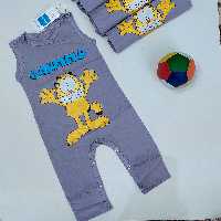 سرهمی بچگانه طرح گارفیلد  برند کارترز مناسب 9 ماه تا 5 سال طوسی رنگ  بسیار پرفروش خنک و راحت بدون آبرفت و پرز