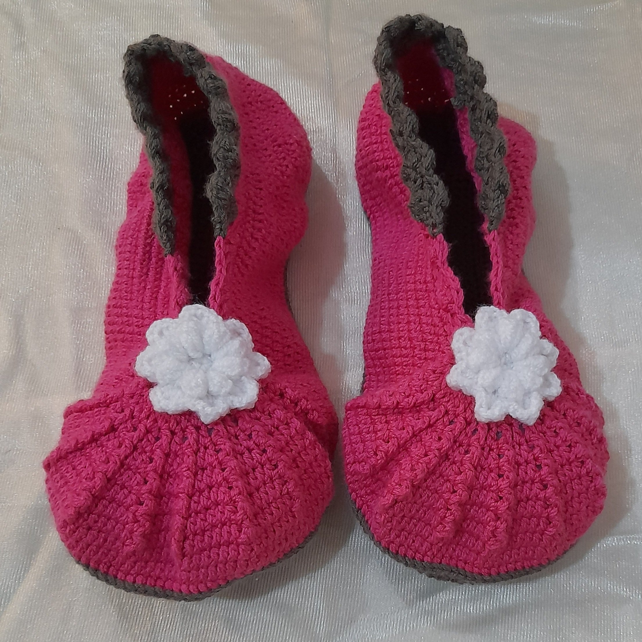 پاپوش بافتنی بزرگسال