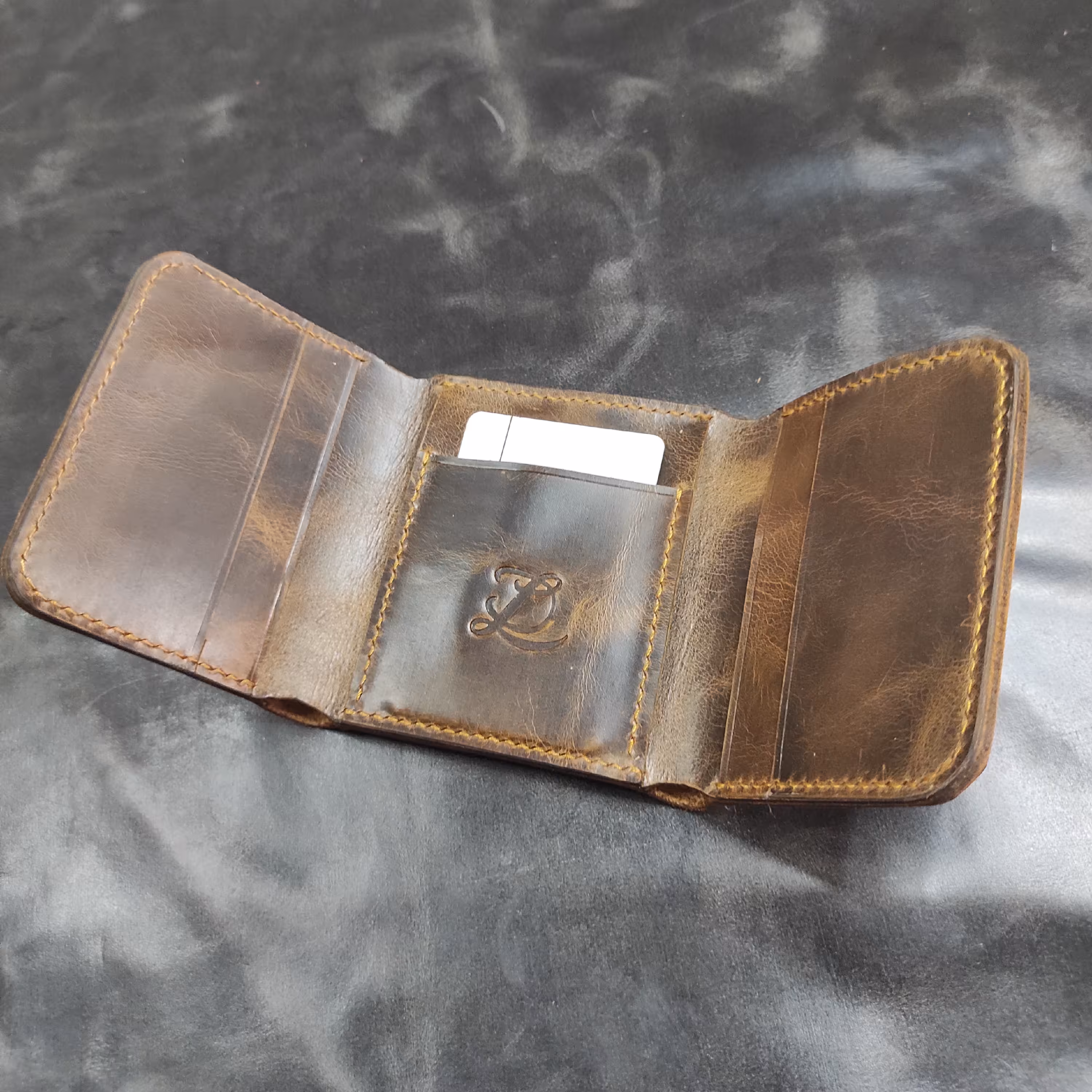 کیفپول جیبی مدل 3 لت دستدوز