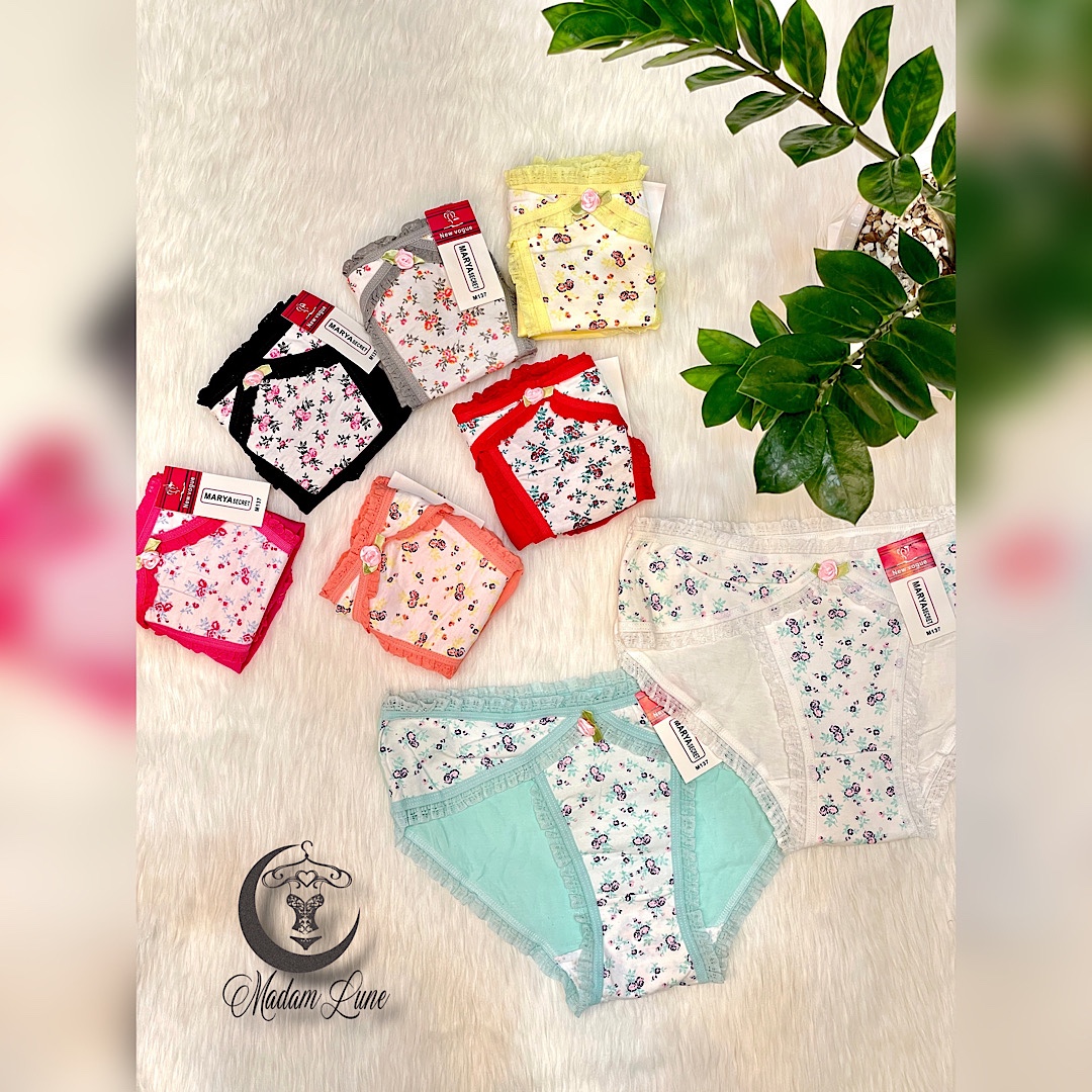 شورت زنانه نخی طرح شکوفه ای تنخور جذاب