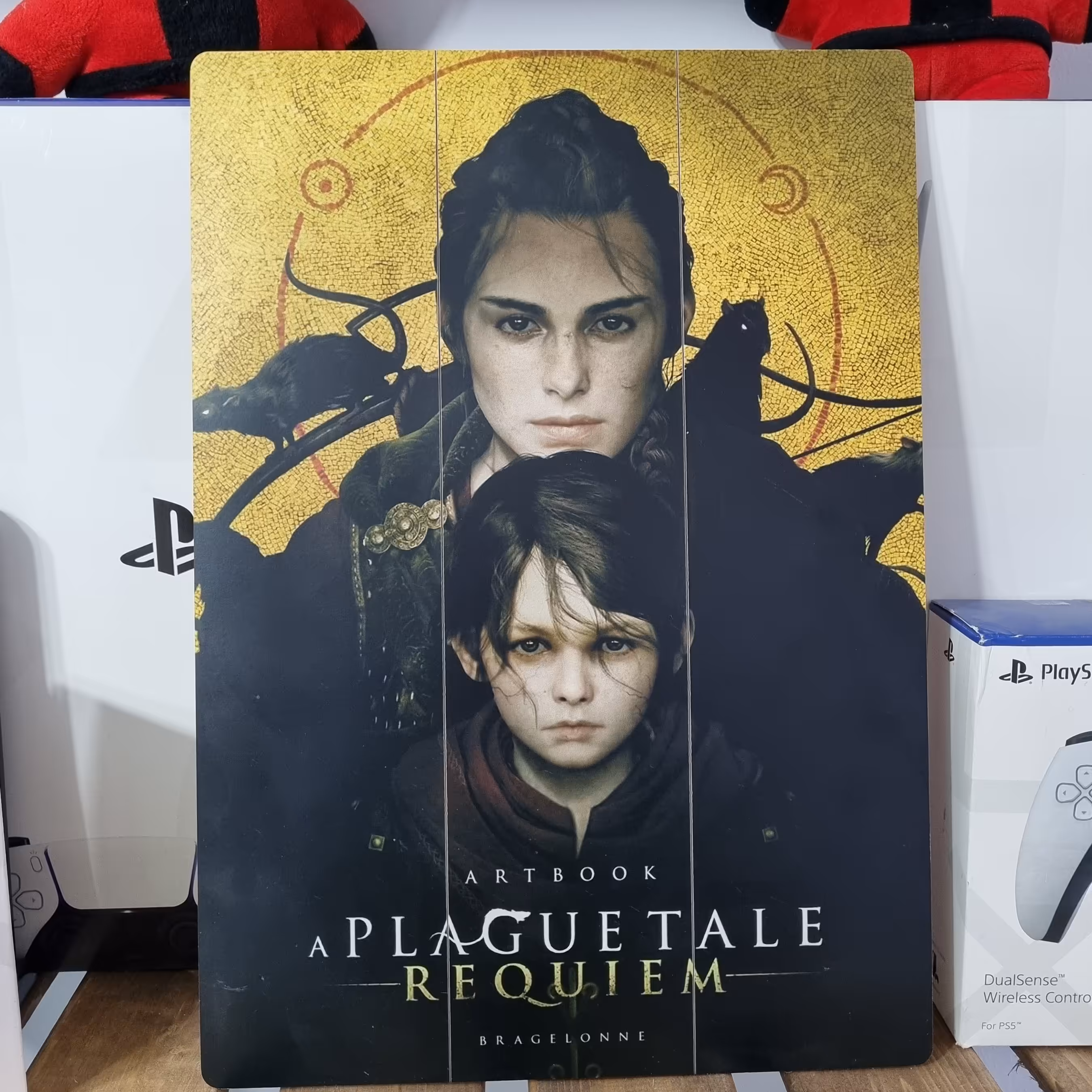 تابلو عکس بازی A plaguetale
