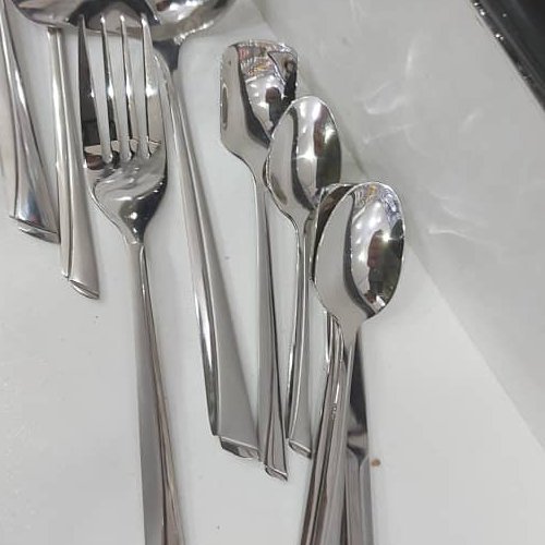 سرویس قاشق و چنگال یونیک اصل درجه یک بدون جعبه 