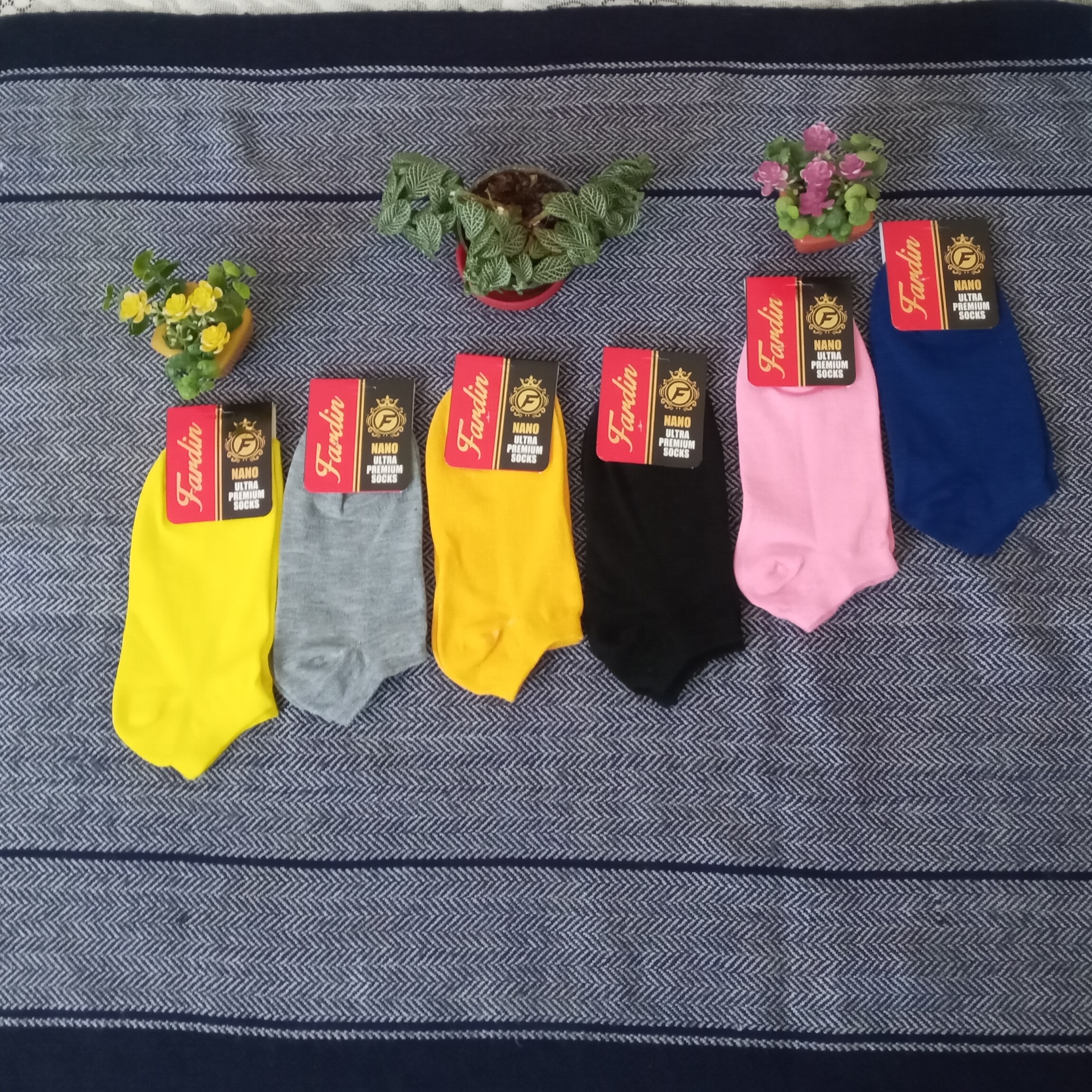 جوراب فانتزی رنگی ساده